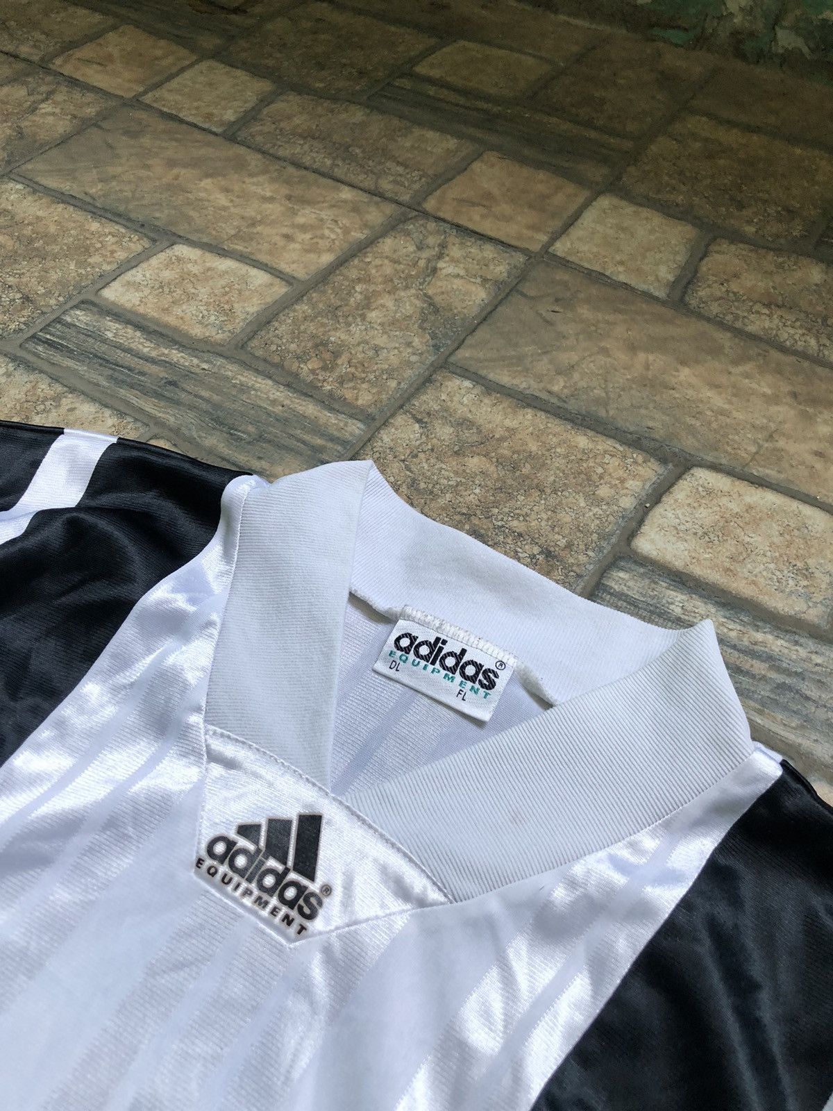 Adidas ADIDAS X VINTAGE X T-SHIRT Size US L / EU 52-54 / 3 - 3 Thumbnail