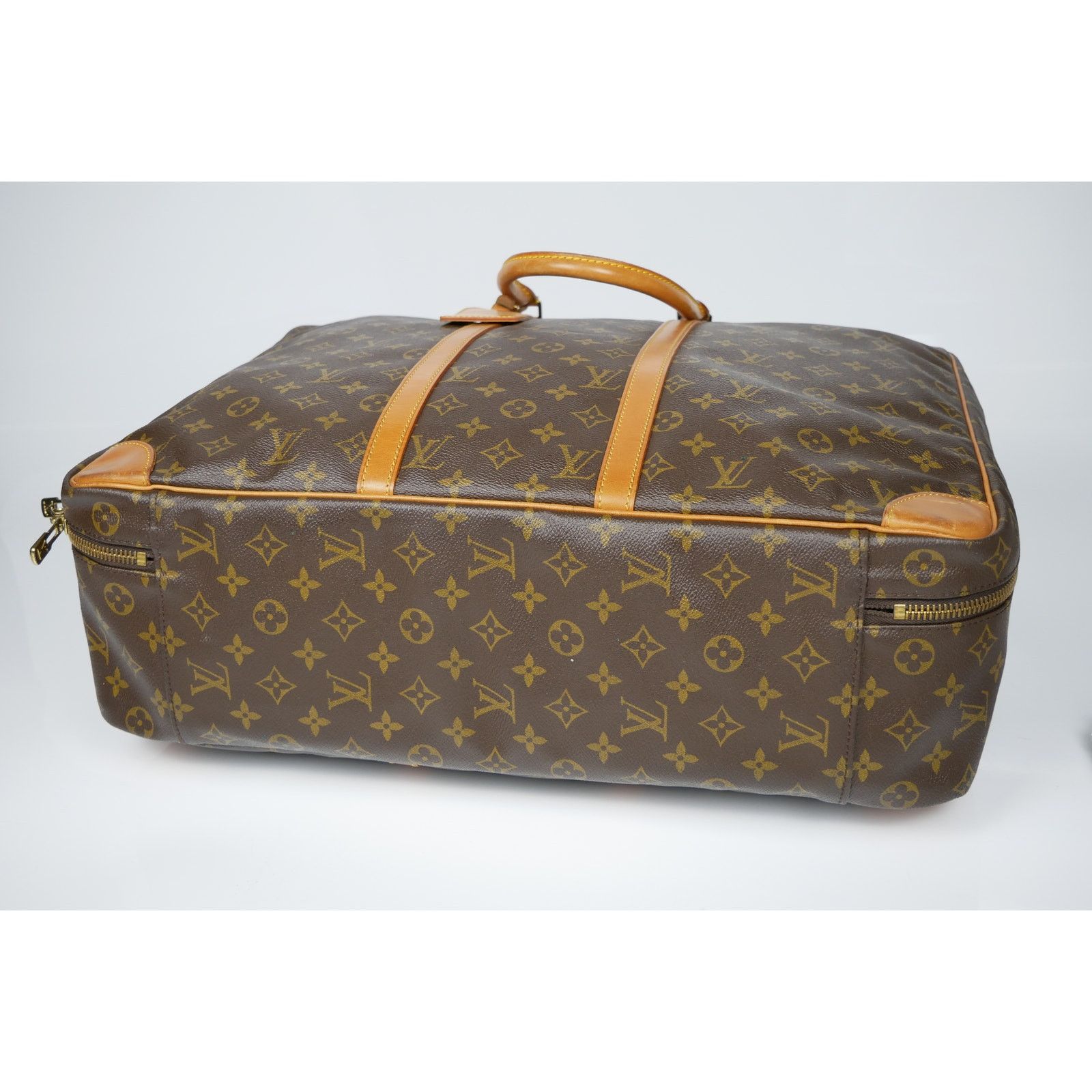 Louis Vuitton Louis Vuitton Monogram Canvas Sirius Soft Suitcase Size ONE SIZE - 5 Thumbnail