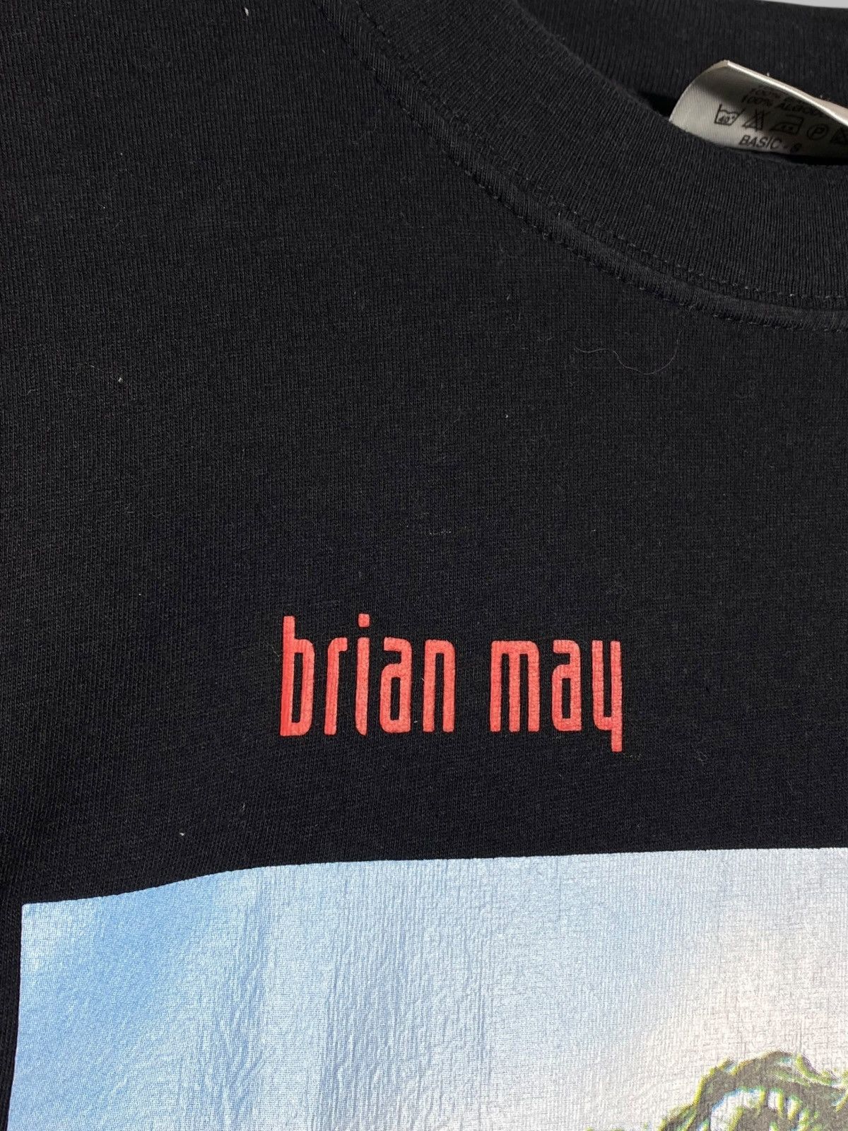 Band Tees 🔥 VINTAGE BRIAN MAY TOUR 1998 BAND TEE QUEEN ANOTHER WORLD 🔥 Size US M / EU 48-50 / 2 - 5 Thumbnail