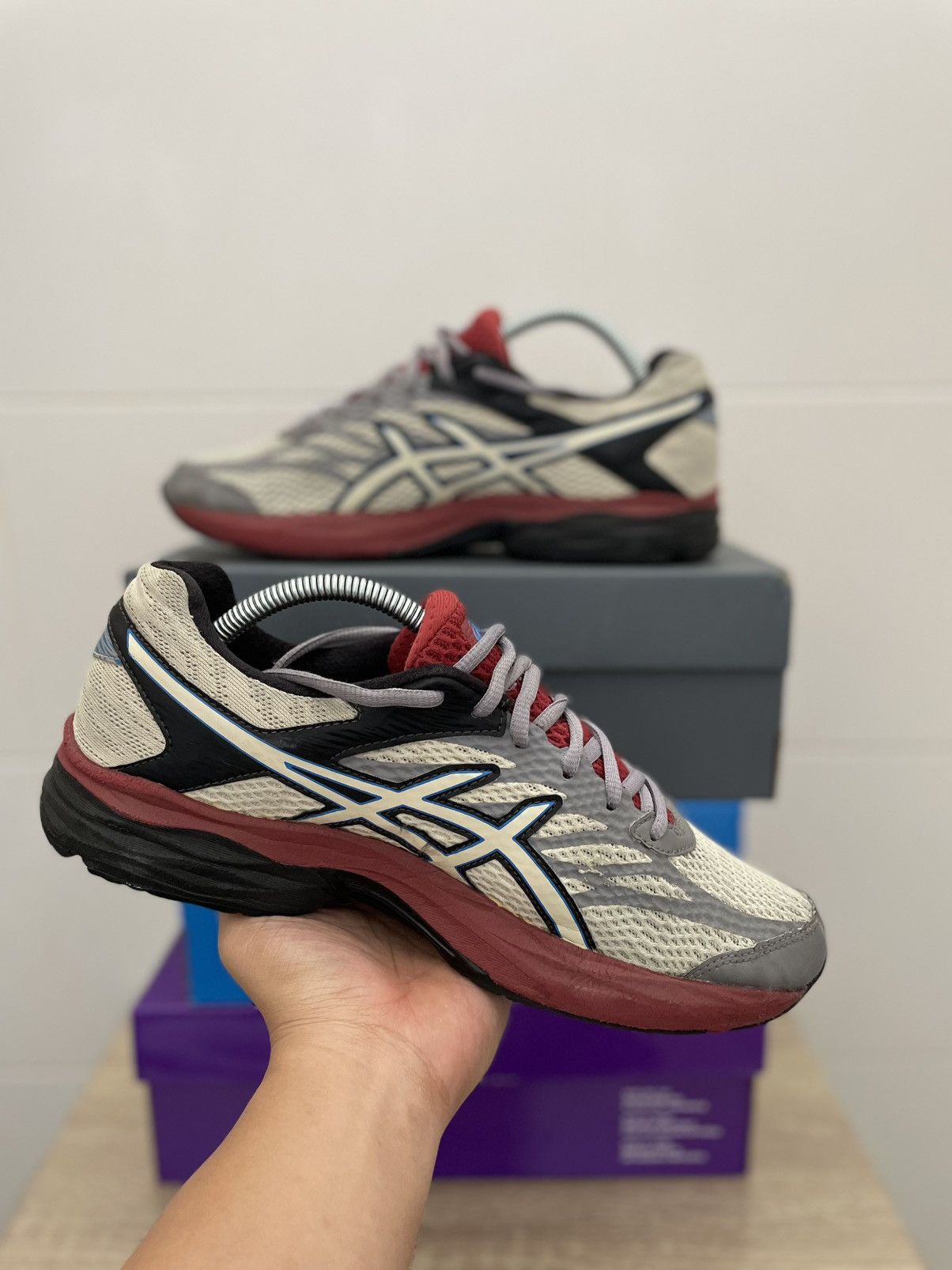 Asics Asics Gel Flux 4 Grey/Red Size US 8 / EU 41 - 1 Thumbnail