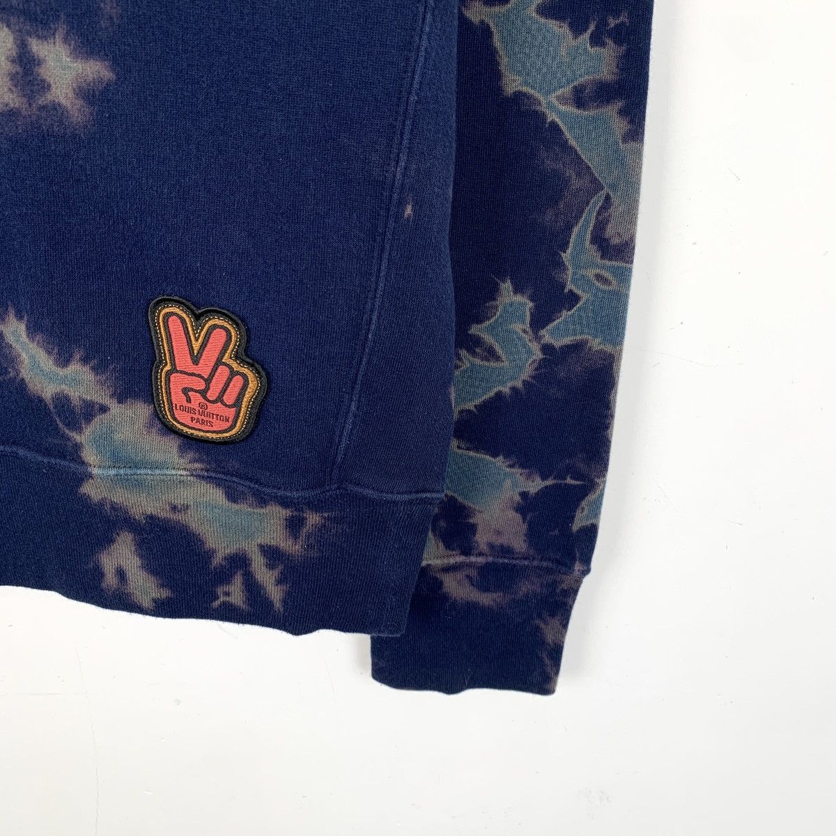 Louis Vuitton Louis Vuitton Navy Camouflage Scissors Sweatshirt Size XS / US 0-2 / IT 36-38 - 4 Thumbnail