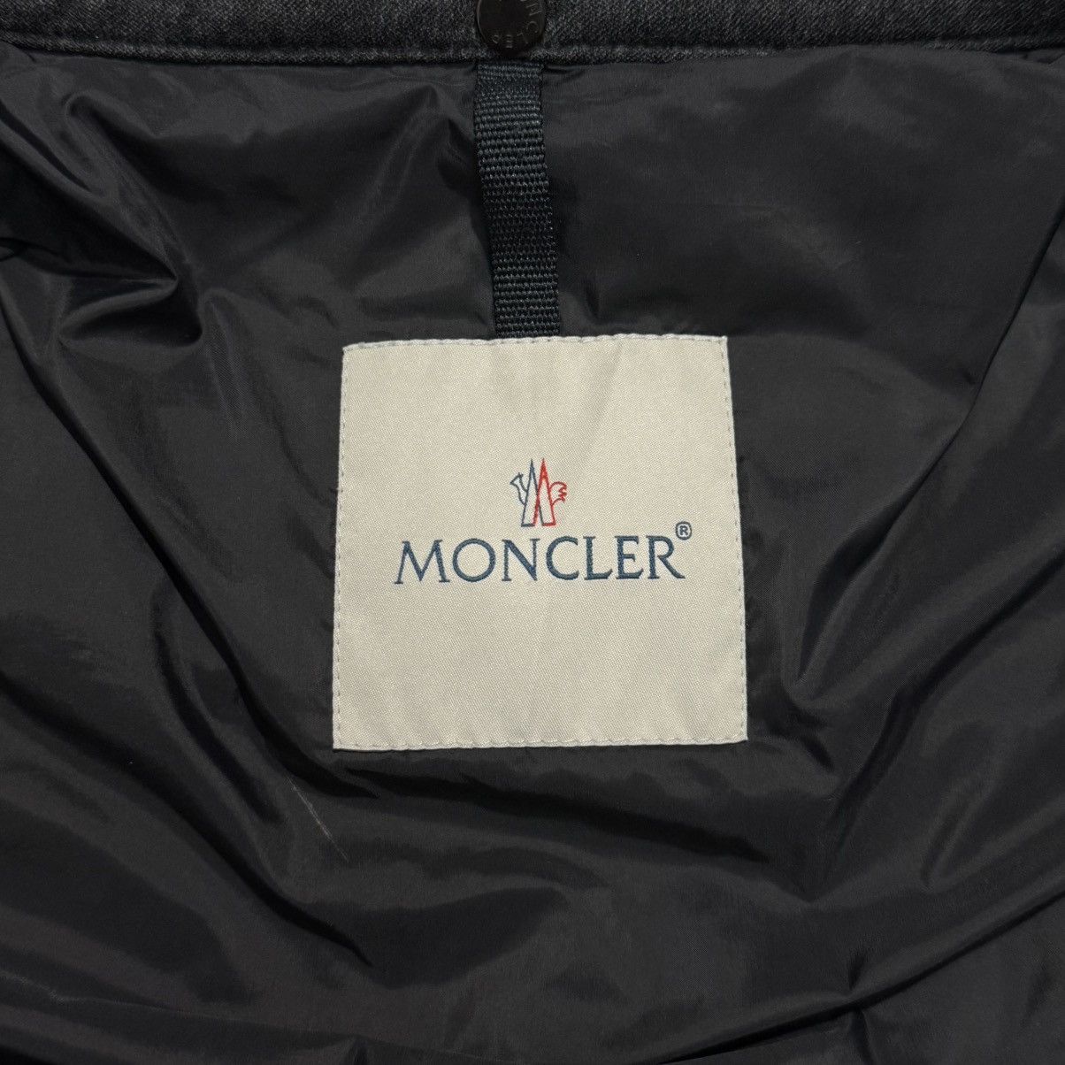 Moncler Moncler JACOB men's Down jacket Size US M / EU 48-50 / 2 - 8 Thumbnail
