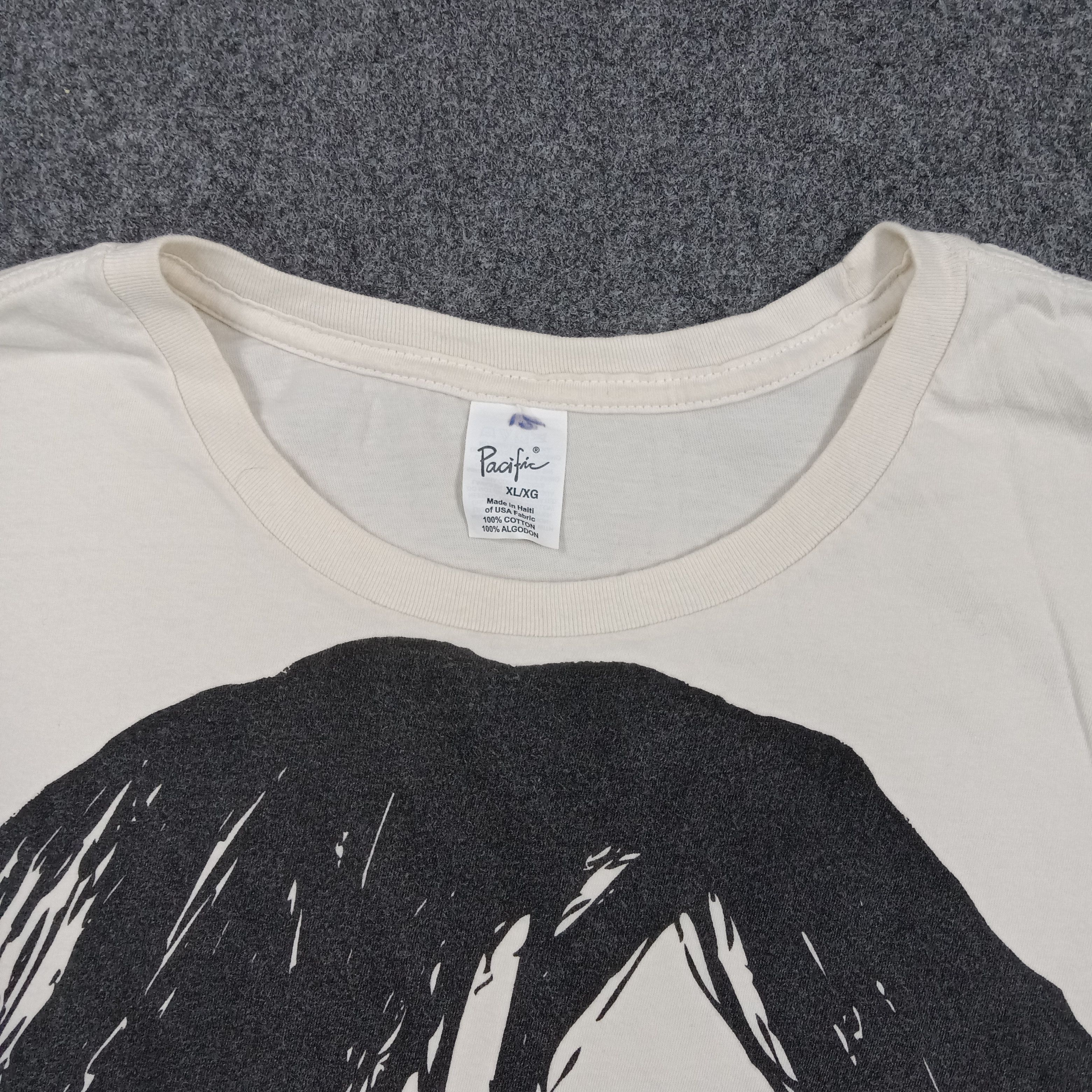 Vintage Gerard Way My Chemical Romance Style Tshirt C294N59 Size US XL / EU 56 / 4 - 4 Thumbnail