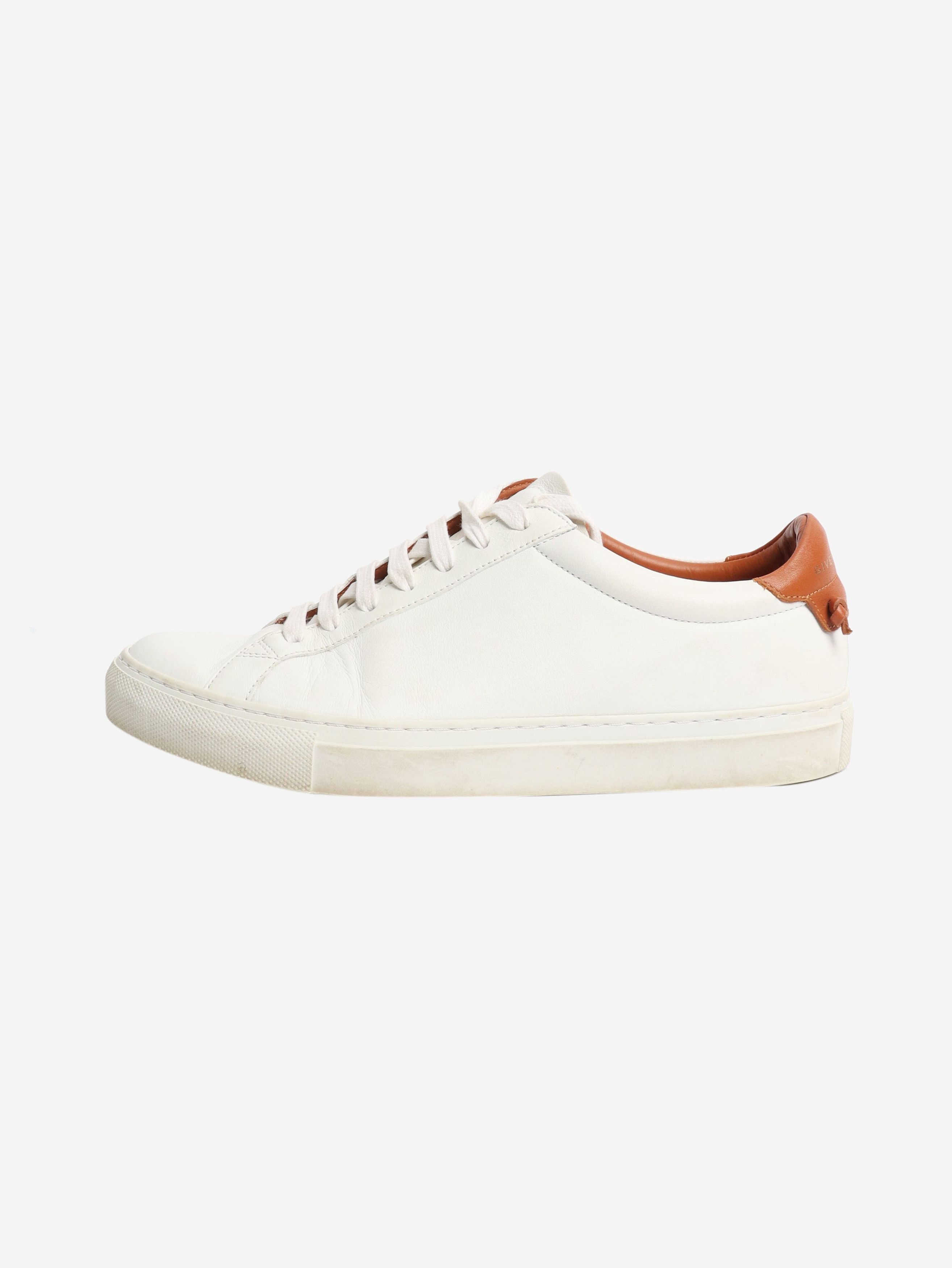 Givenchy White Urban street trainers - EU 39 Size US 8 / IT 38 - 1 Thumbnail