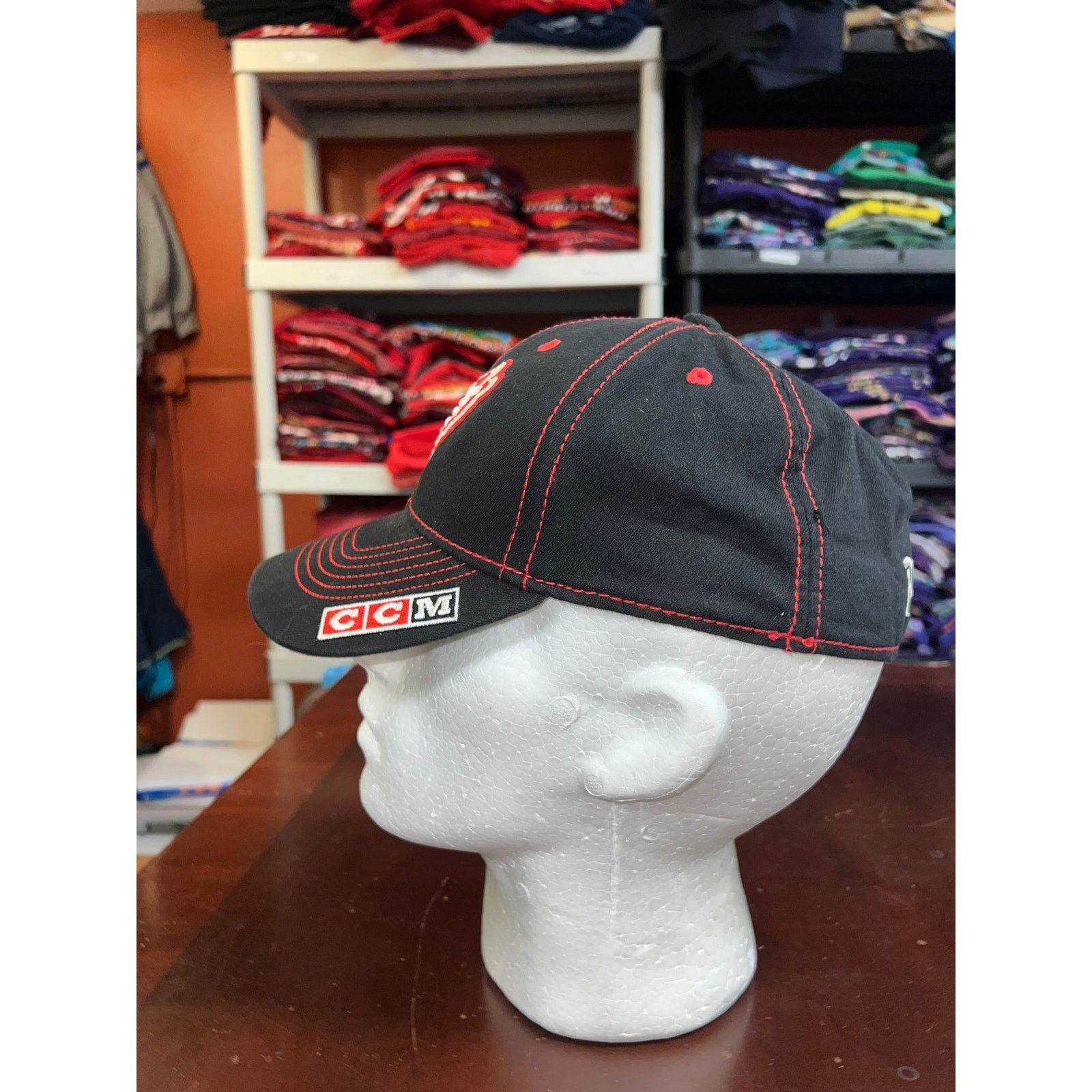 Ccm Detroit Red Wings Hat CCM Black Red Hockey NHL Cap L/XL Size ONE SIZE - 3 Thumbnail