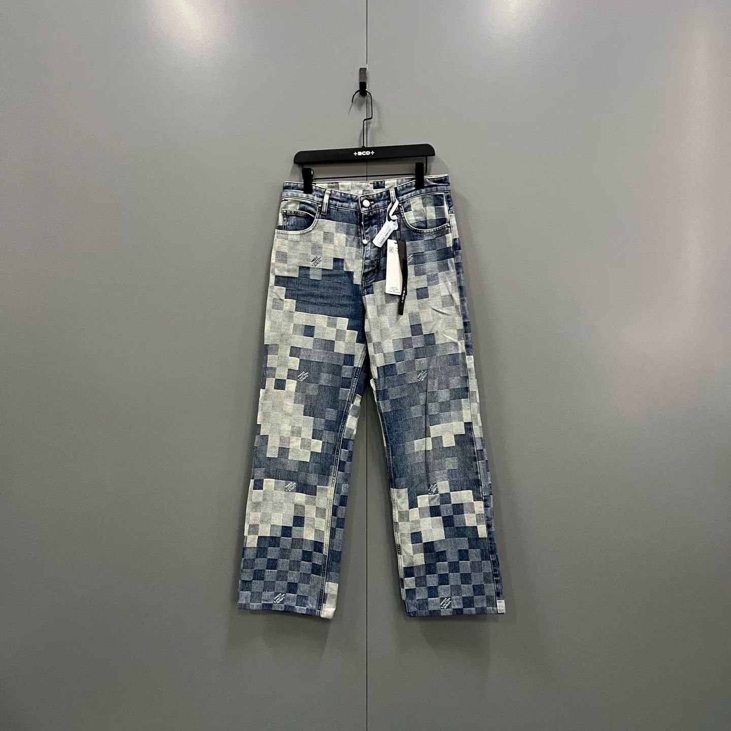 Louis Vuitton Louis Vuitton Pharrell Denim Pants Size US 29 - 1 Thumbnail