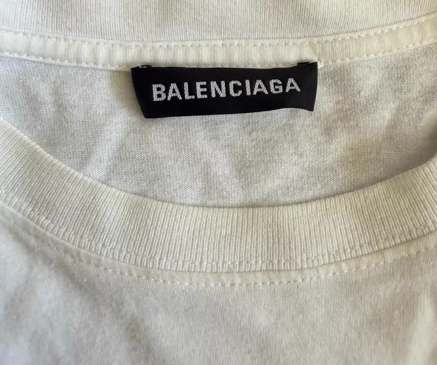 Balenciaga Balenciaga Lock Short Sleeve T - Shirt White XS Size US XS / EU 42 / 0 - 3 Thumbnail