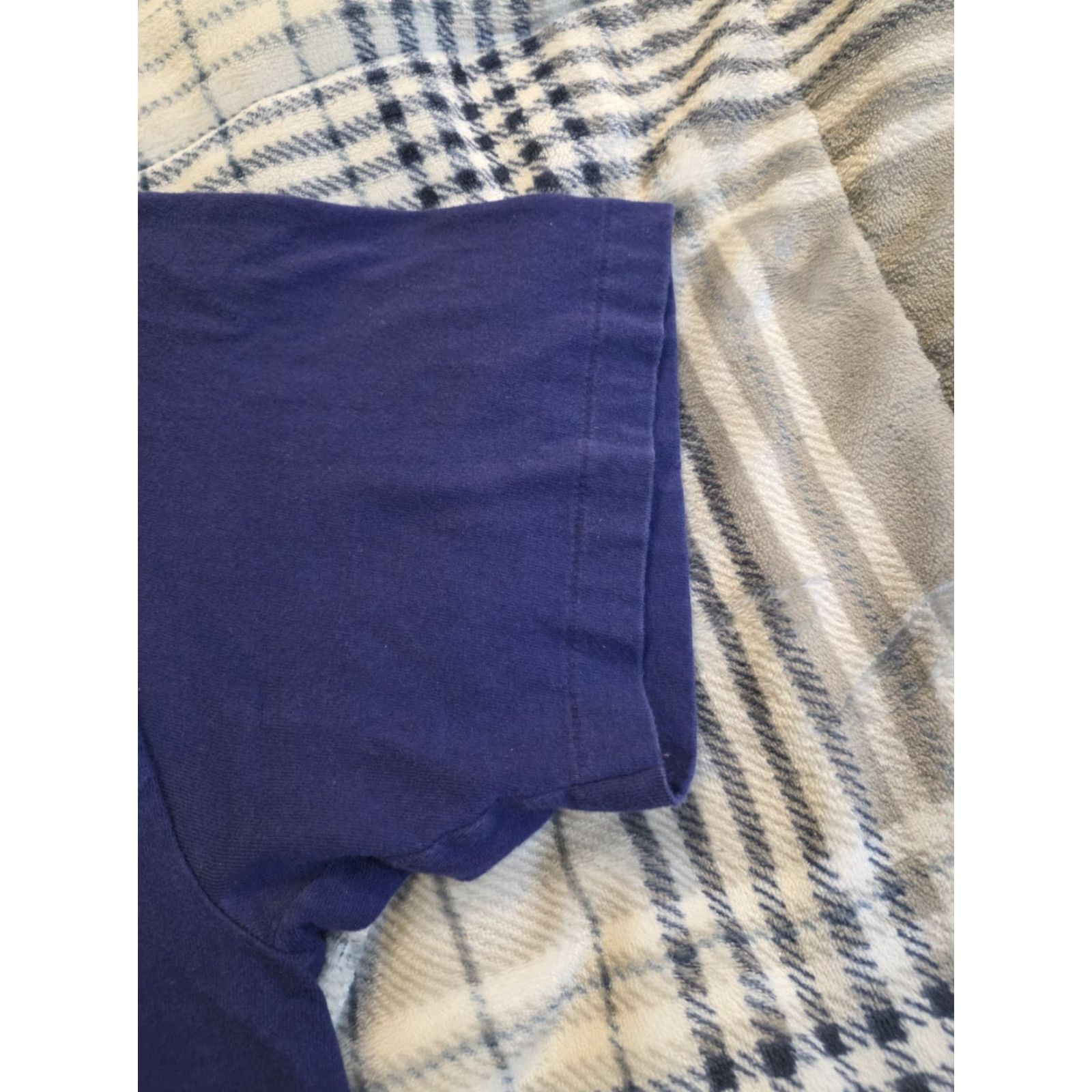 Hanes VINTAGE Hanes Beefy-T Mickey Mouse Block Logo Purple Adult Large Shirt Size US L / EU 52-54 / 3 - 4 Thumbnail