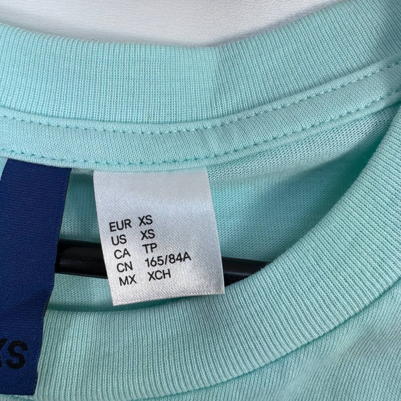 H&M H&M Basic T-Shirt Light Blue Plain Tee Minimal Casual XS Size XS / US 0-2 / IT 36-38 - 4 Thumbnail
