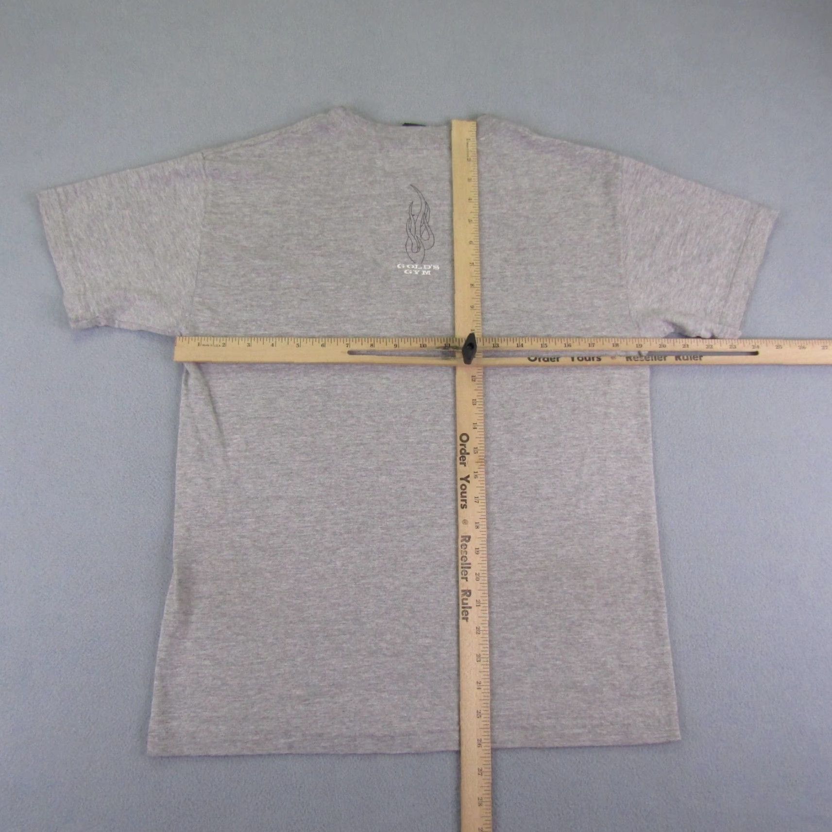 Vintage VINTAGE Gold's Gym Shirt Mens M Gray California Sports 2002 Y2K Logo Breathable Short Sleeve Crew Neck T-Shirt Regular Cotton Knit Graphic Print Bags? Size US M / EU 48-50 / 2 - 6 Thumbnail