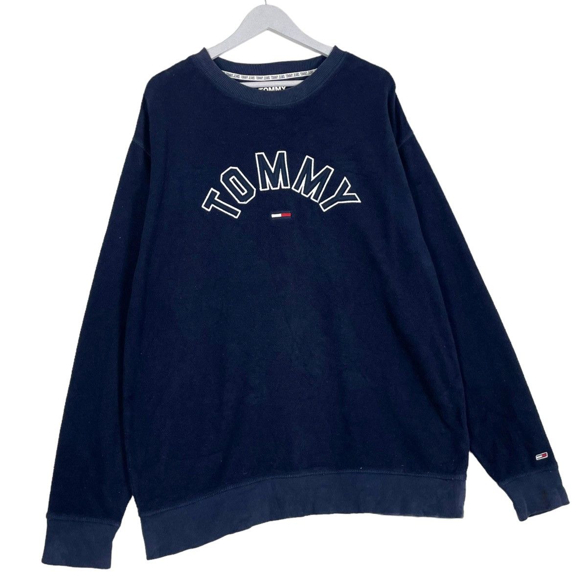 Tommy Hilfiger 💥TOMMY HILFIGER CREWNECK LOGO PULLOVER BAGGY SWEATSHIRT Size US L / EU 52-54 / 3 - 3 Thumbnail