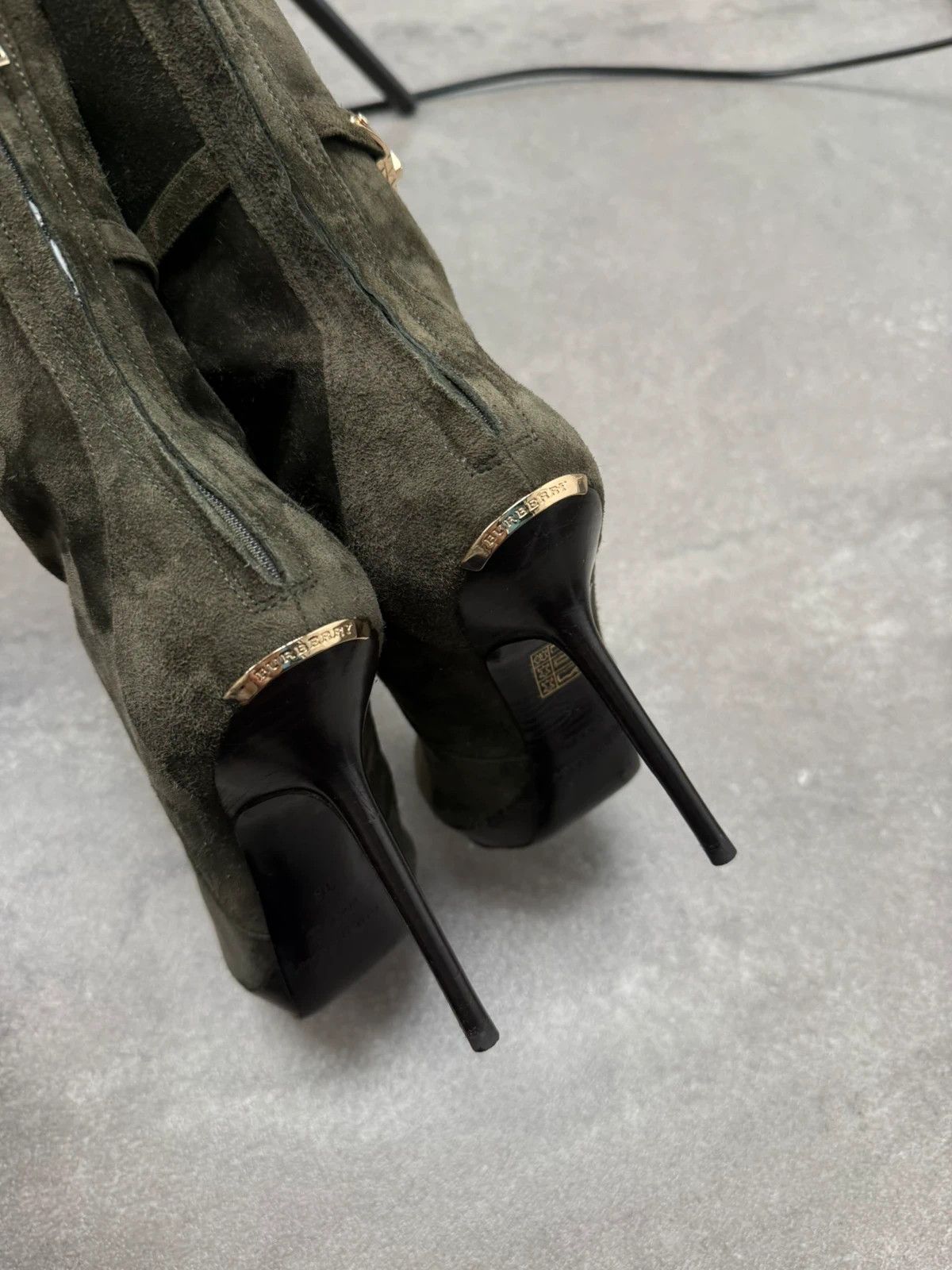 Burberry Burberry heels luxury street wear old money y2k Size US 6 / IT 36 - 8 Thumbnail