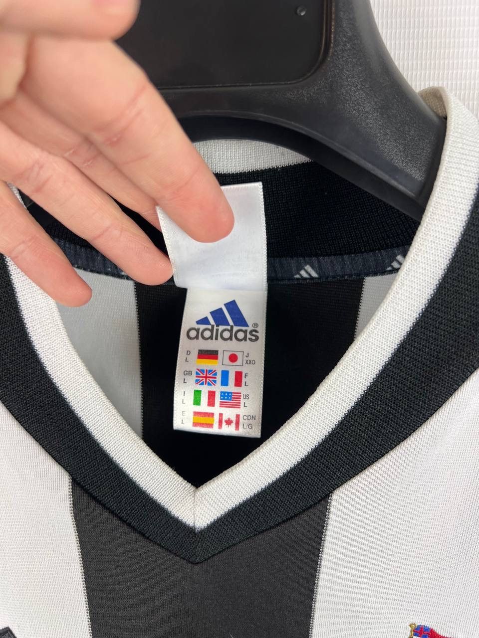 Adidas NewCastle Adidas 2001-03 vintage jersey t-shirt size L Size US L / EU 52-54 / 3 - 4 Thumbnail
