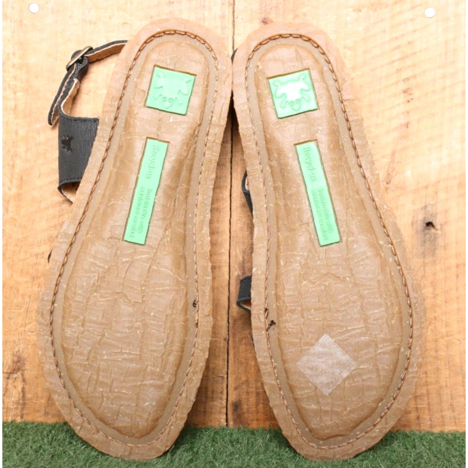 Vintage VINTAGE El Naturalista Slingsback Sandals Leather Black Slingback Women's 8 EU 38 US 8 Size US 8 / IT 38 - 4 Thumbnail