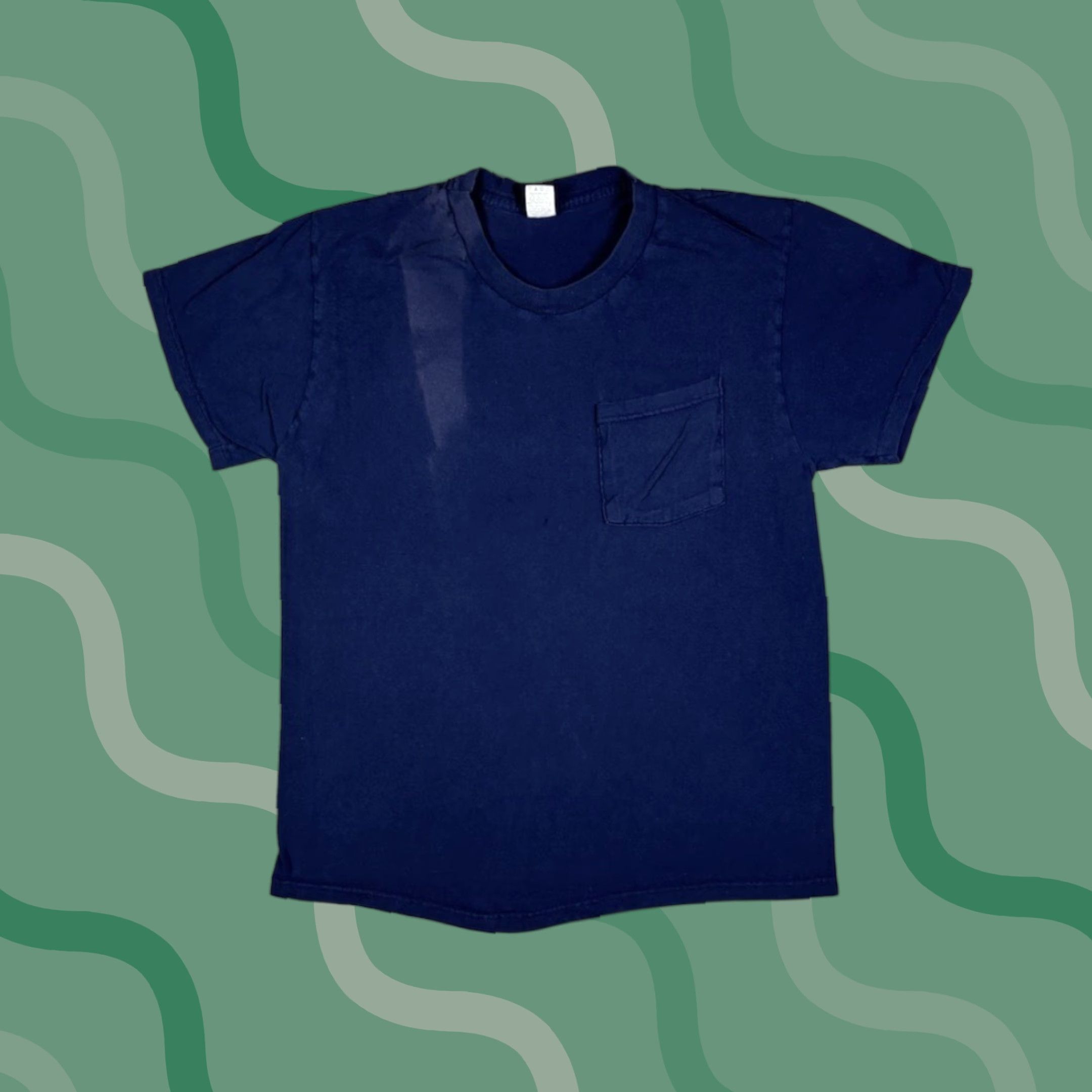 Fruit Of The Loom VINTAGE Fruit Of The Loom Blank Pocket T-Shirt L Men Blue Cotton Crew Neck Short Sleeve 90s USA Friends Twilight Free! Pockets Vintage Yes Size US L / EU 52-54 / 3 - 1 Thumbnail
