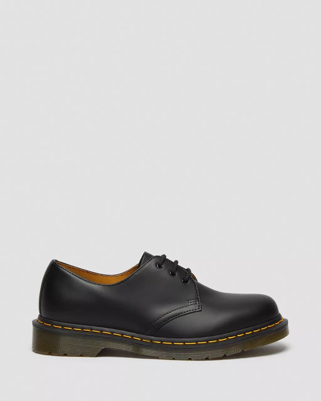 o1s22i1n1224 Smooth Lace-up Shoes in Black