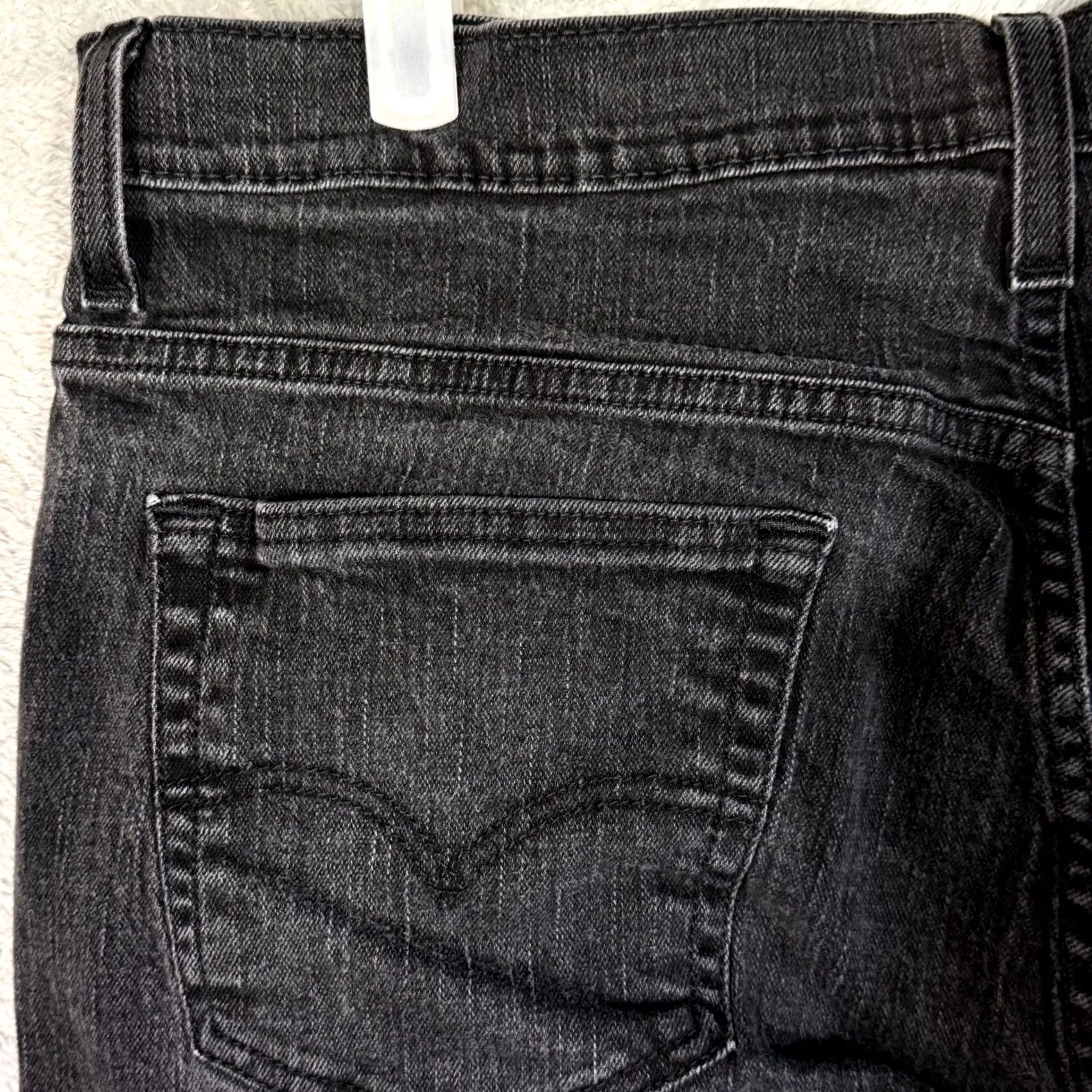 Levi's Levi’s 510 Jeans Men’s W33 x L30 Black Denim Mid-Rise Straight Leg Mens Size US 33 - 6 Thumbnail