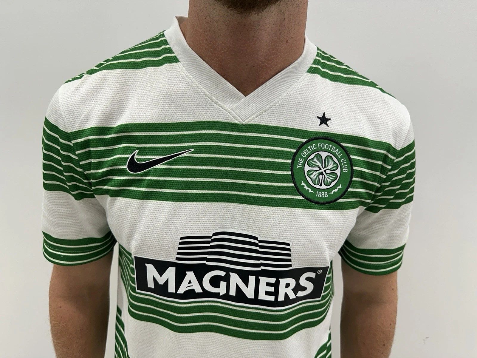 Nike Celtic Glasgow 2013 2014 Home Jersey Adidas Soccer Football Size US S / EU 44-46 / 1 - 2 Thumbnail
