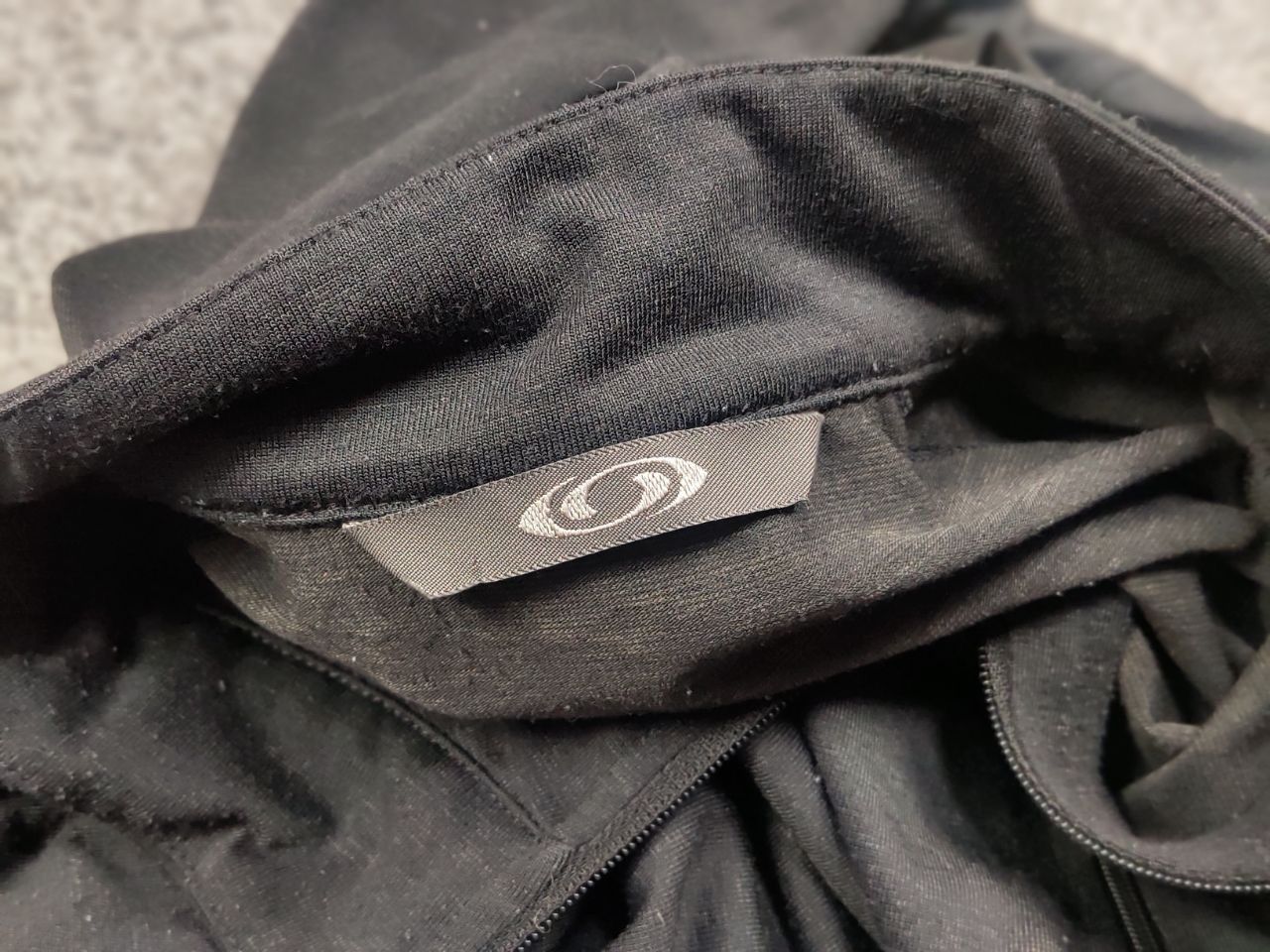 Salomon Vintage 00's Salomon smart skin Light Long Sleeve 1/3 Zip Size US M / EU 48-50 / 2 - 15 Thumbnail