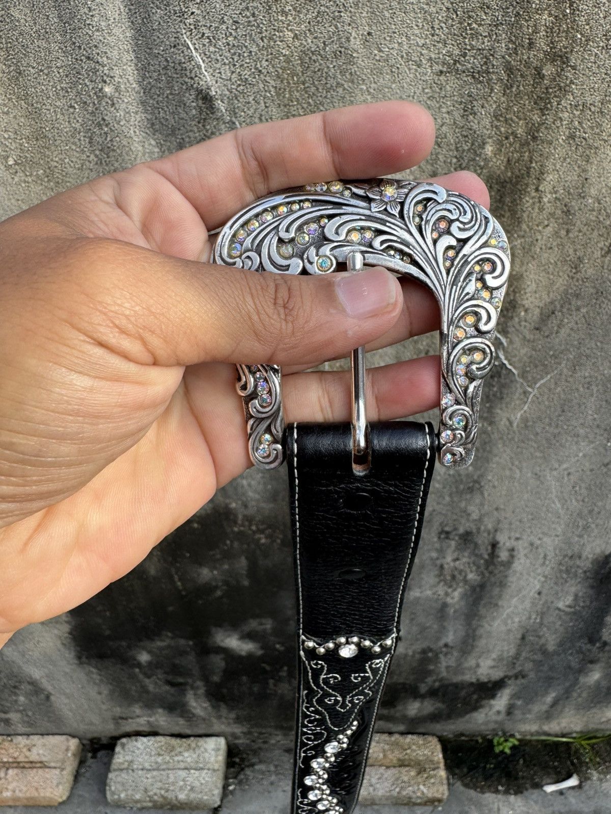 Tony Lama SICK TONY LAMA STUDDED RHINESTONE LEATHER Size ONE SIZE - 5 Thumbnail