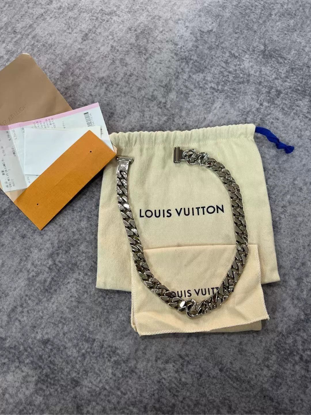 Louis Vuitton Louis Vuitton Cuban Necklace Size ONE SIZE - 1 Thumbnail