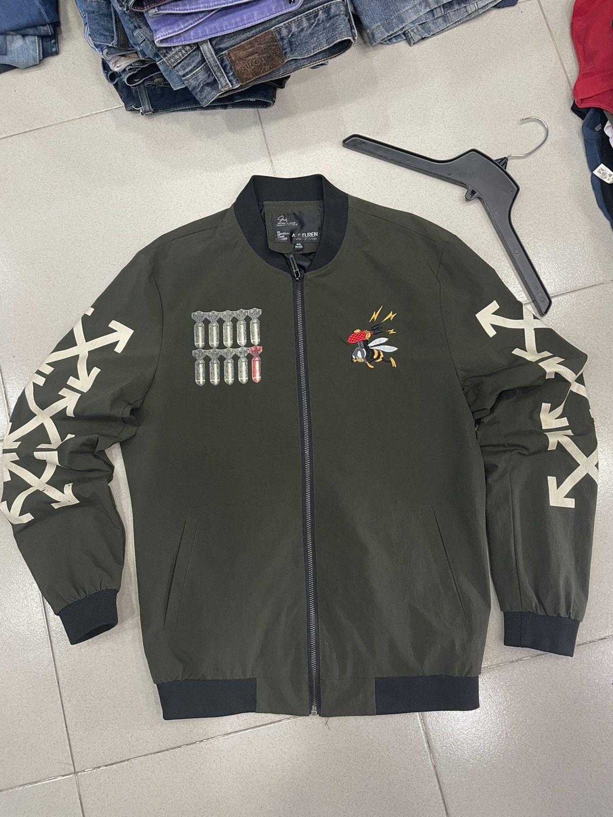 Other Good bomber Size US L / EU 52-54 / 3 - 1 Thumbnail