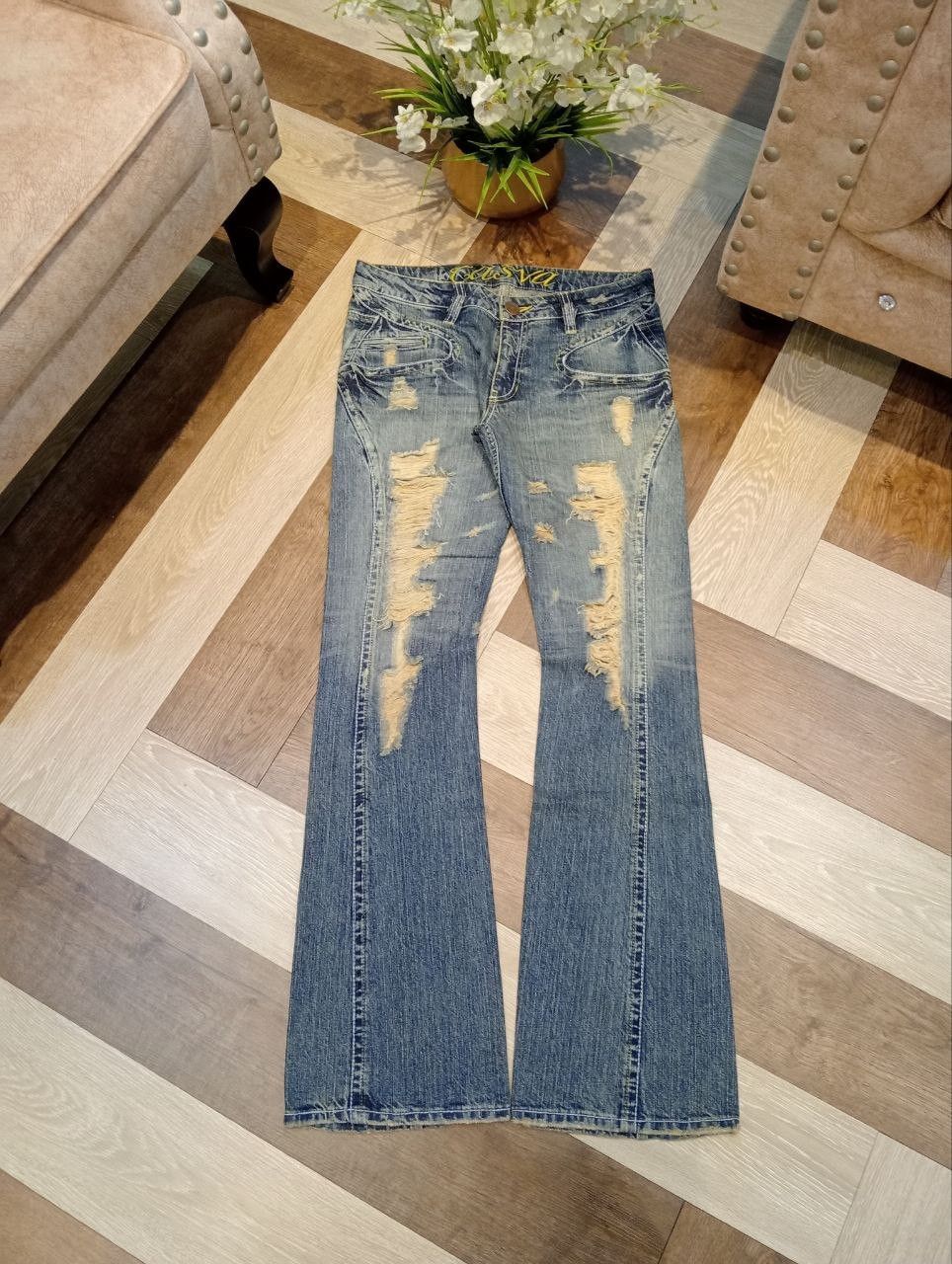 Japanese Brand CASVA BLUE DISTRESSED BLUE DENIM FLARED PANTS Size US 33 - 1 Thumbnail