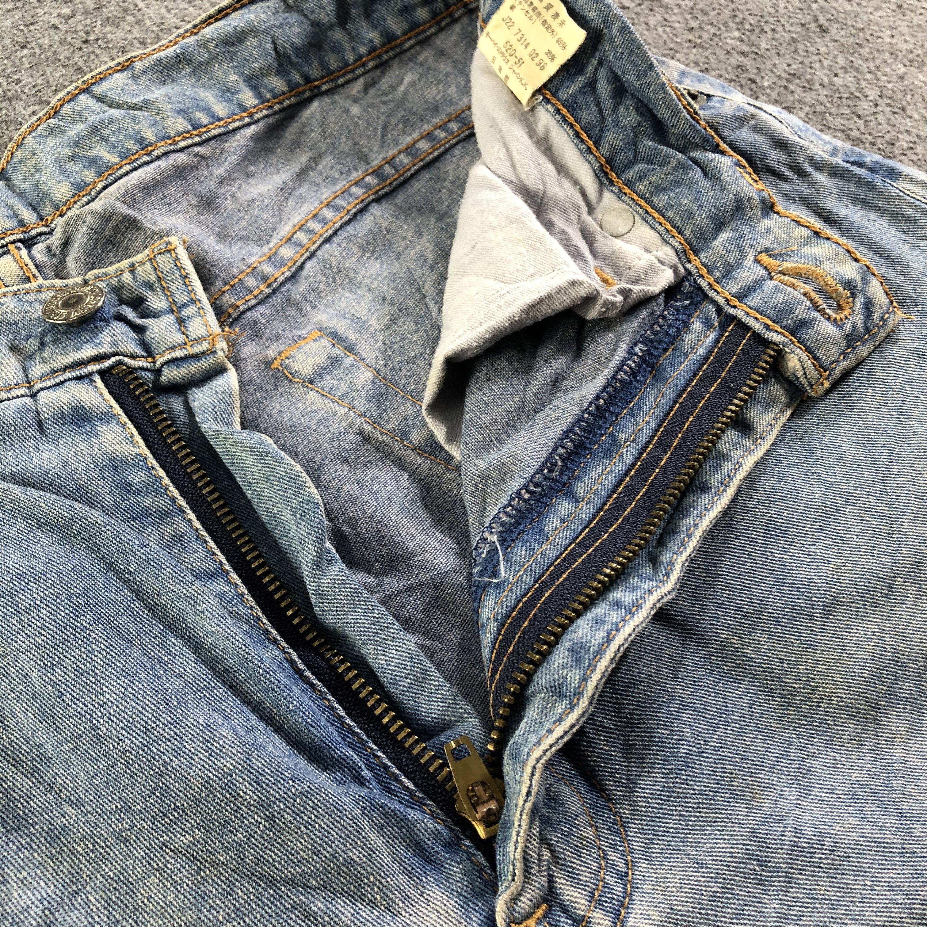 Levi's Vintage Blue Wash Levis 520 Jeans-J3930 Size US 29 - 8 Thumbnail