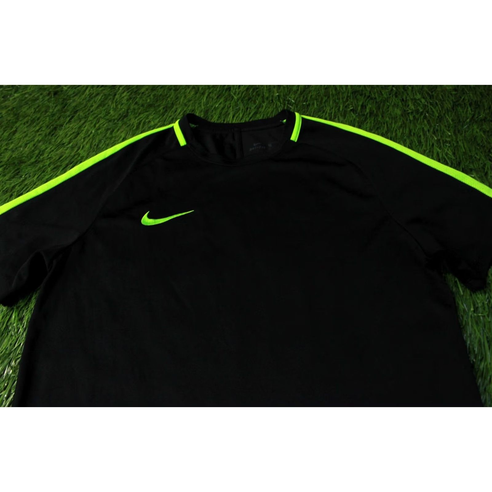 Nike Nike Dry Academy Dri-FIT Shirt Black Neon L 2017 Men Football Soccer Jersey Size US L / EU 52-54 / 3 - 2 Thumbnail