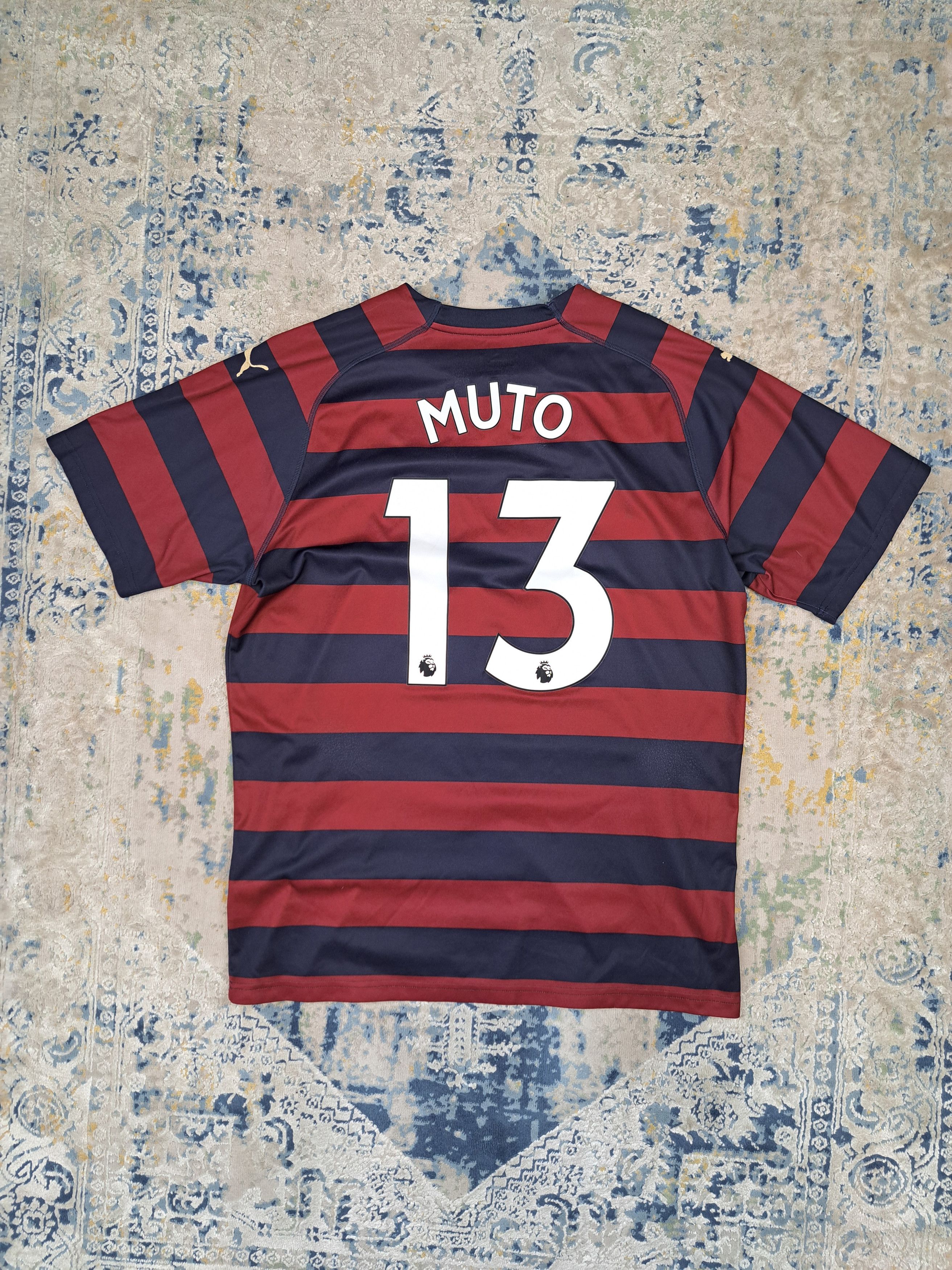 Puma Newcastle United #13 Y.Muto 2018 2019 Away Kit Jersey Size US XL / EU 56 / 4 - 1 Thumbnail