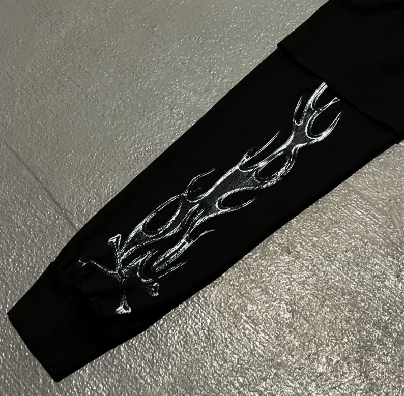 VIBE 26 Streetwear Punk skull oversized printed long-sleeved Size US M / EU 48-50 / 2 - 7 Thumbnail