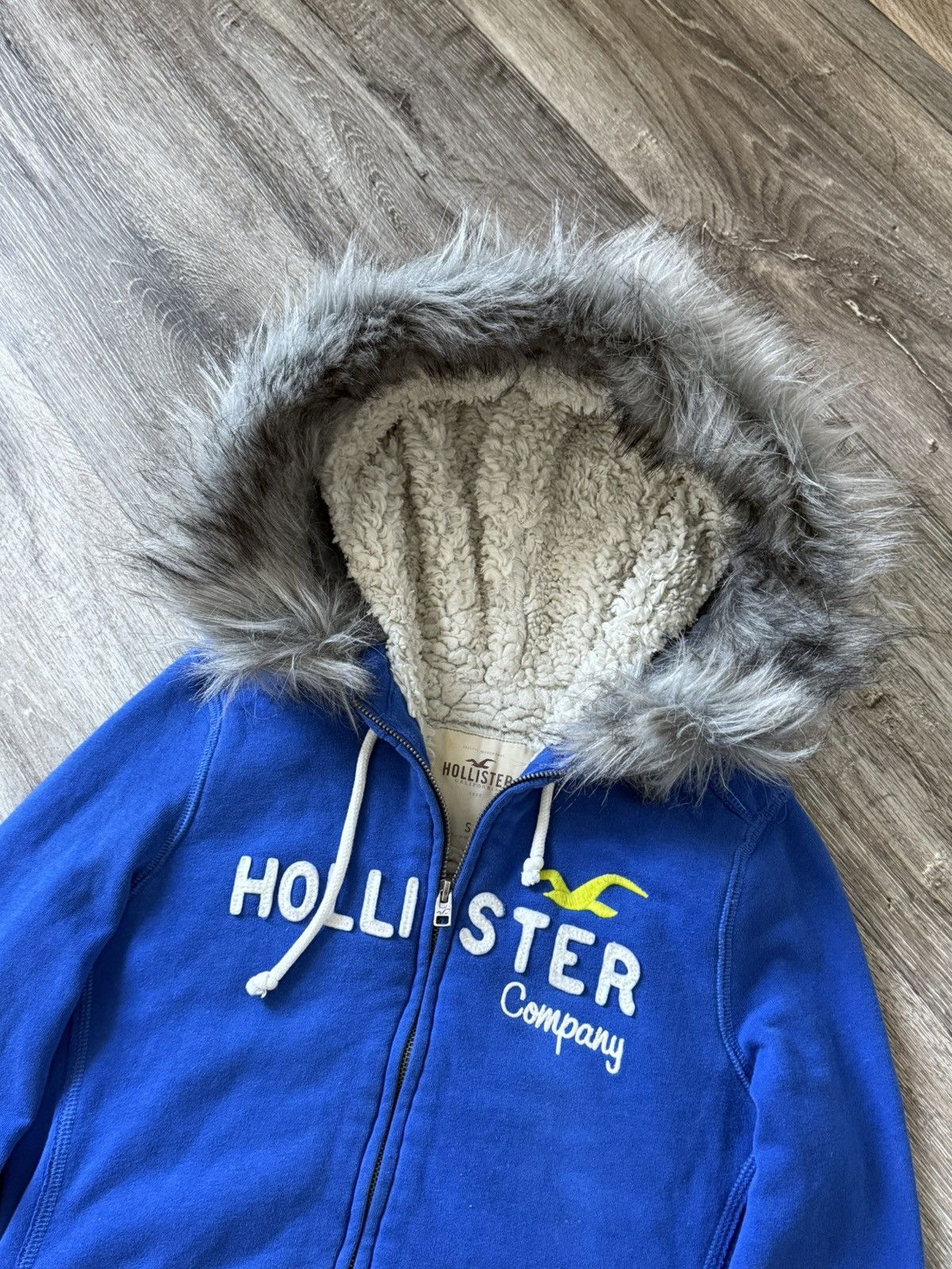 Hollister Faux Fur Hollister Hoodie Y2K Woomens Hooded Blue Streetwear Size S / US 4 / IT 40 - 5 Thumbnail
