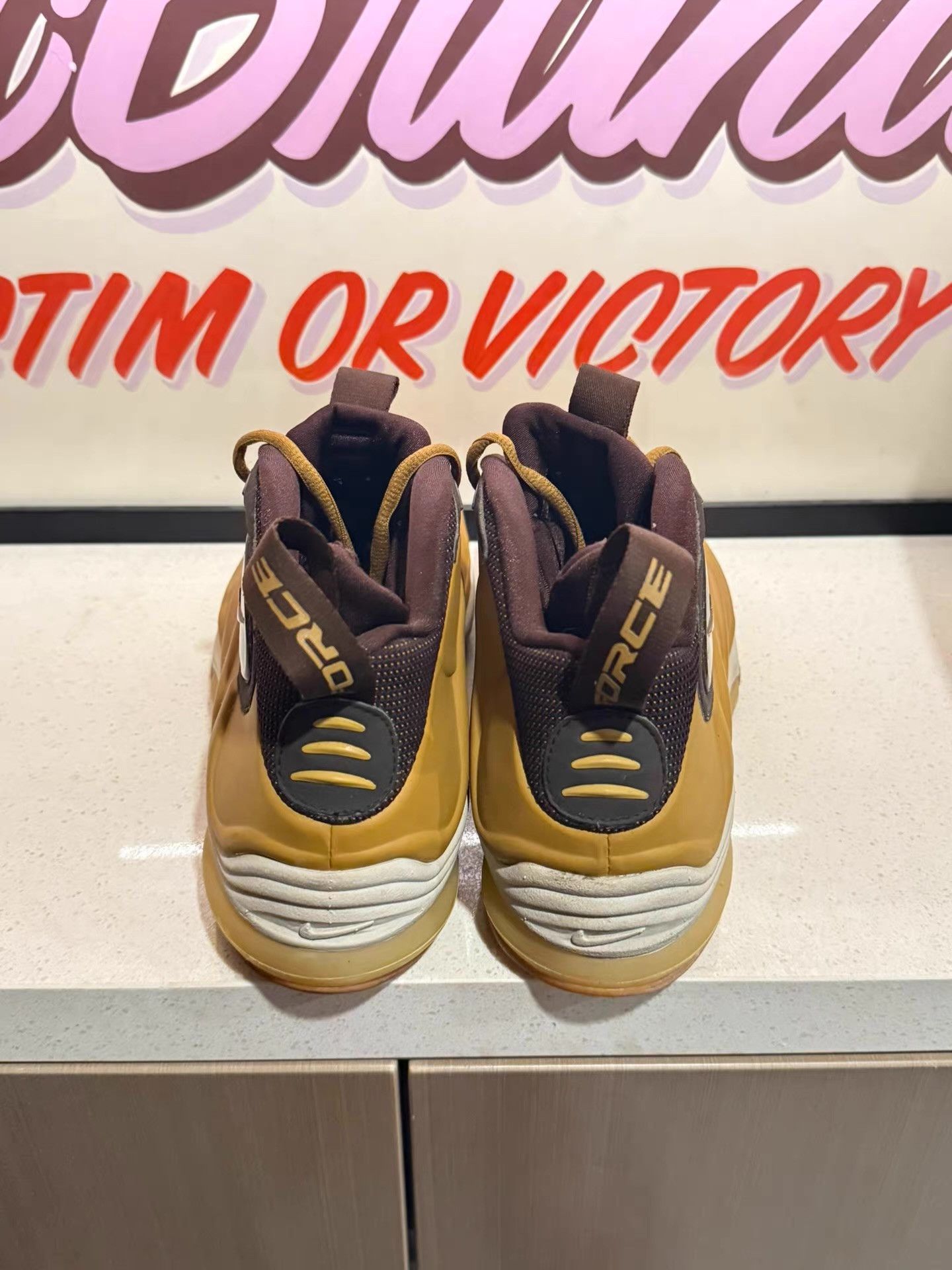 Nike Nike Total Air Foamposite Max basketball sneakers。Ｑ20 Size US 8.5 / EU 41-42 - 2 Thumbnail