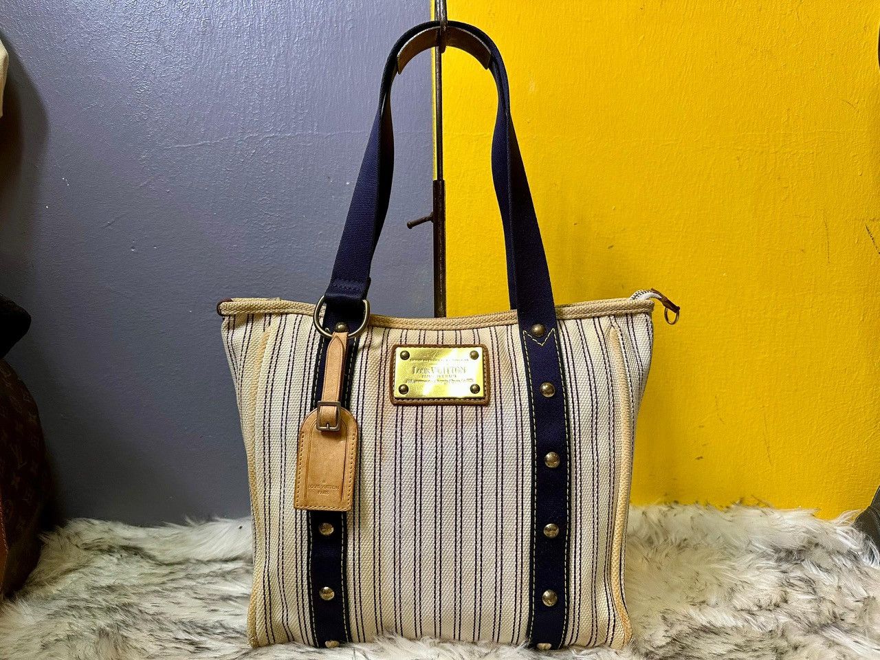 Louis Vuitton Authentic Louis Vuitton Antigua Cabas MM Tote Bag Size ONE SIZE - 1 Thumbnail
