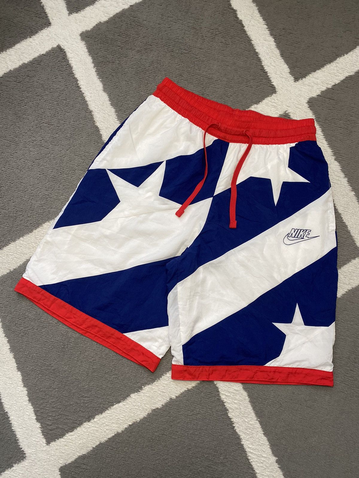 Nike Nike Dri-Fit Throwback Basketball Men’s Shorts Size US 32 / EU 48 - 1 Thumbnail