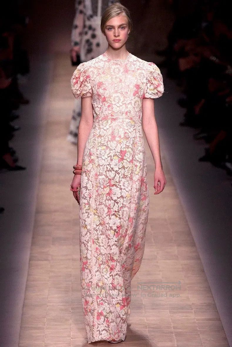 Valentino Valentino Lace dress Size S / US 4 / IT 40 - 3 Thumbnail