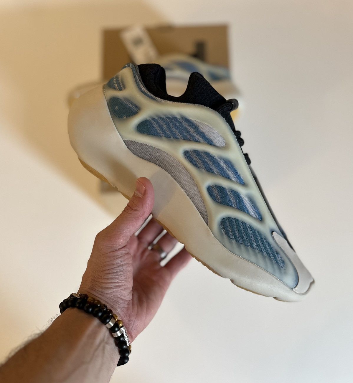 Cargo Pants Shirts To Match Yeezy 700 V3 Kyanite V3 Arzareth Yeezy