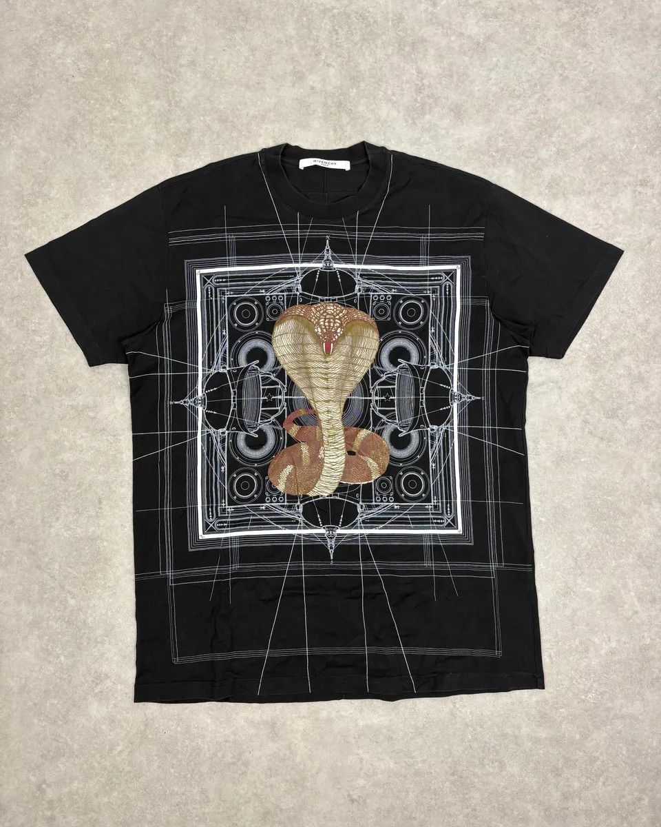 Givenchy SS2016 Givenchy Black Cobra T-Shirt by Riccardo Tisci Size US M / EU 48-50 / 2 - 1 Thumbnail