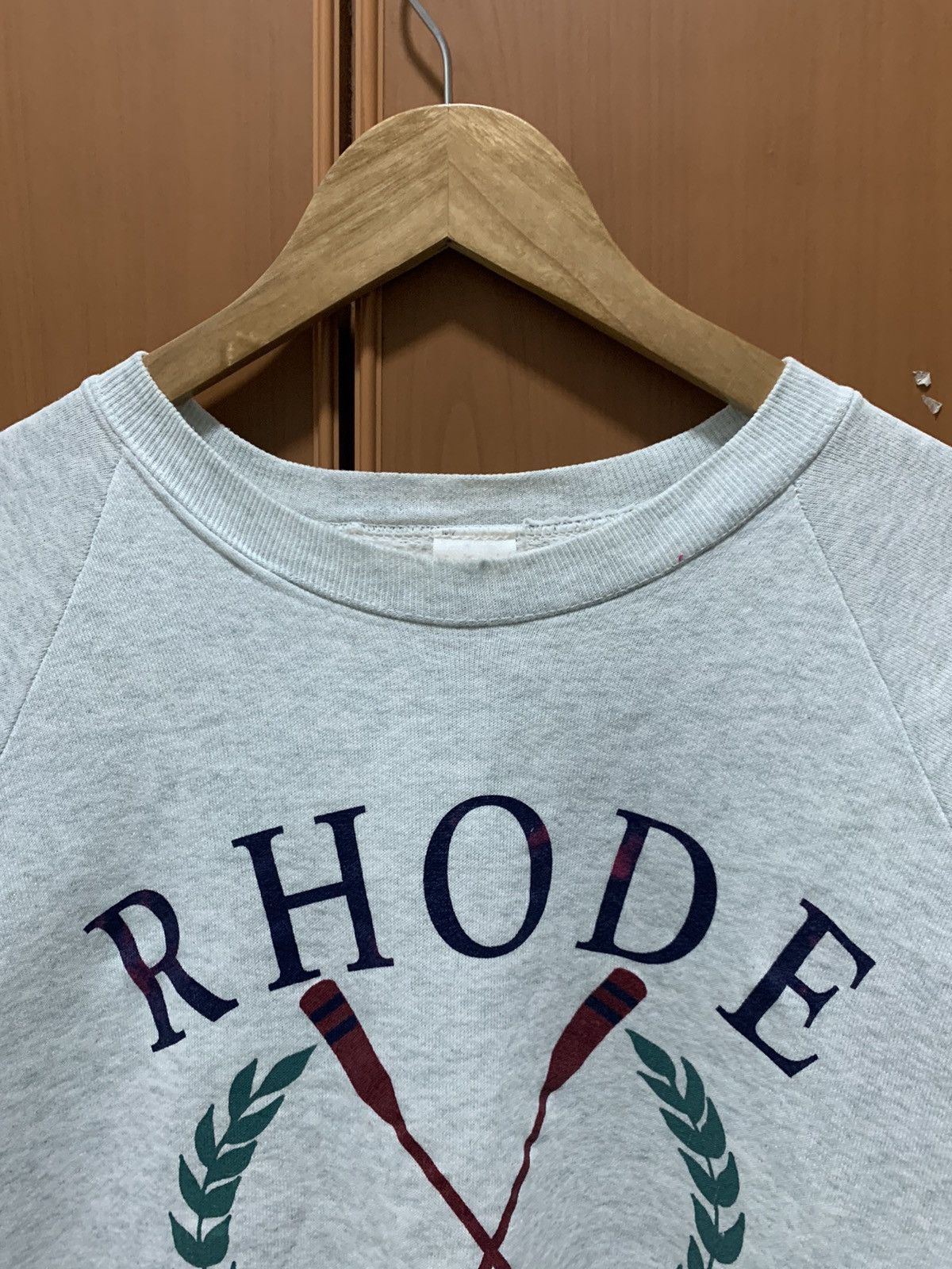 Fruit Of The Loom Vintage Rhode Island Crewneck Sweatshirt Size US L / EU 52-54 / 3 - 6 Thumbnail