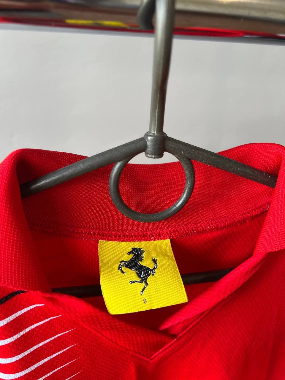 Ferrari 1996/97 SCUDERRIA FERRARI FORMULA 1 OVERPRINT SHIRT POLO S Size US S / EU 44-46 / 1 - 5 Thumbnail