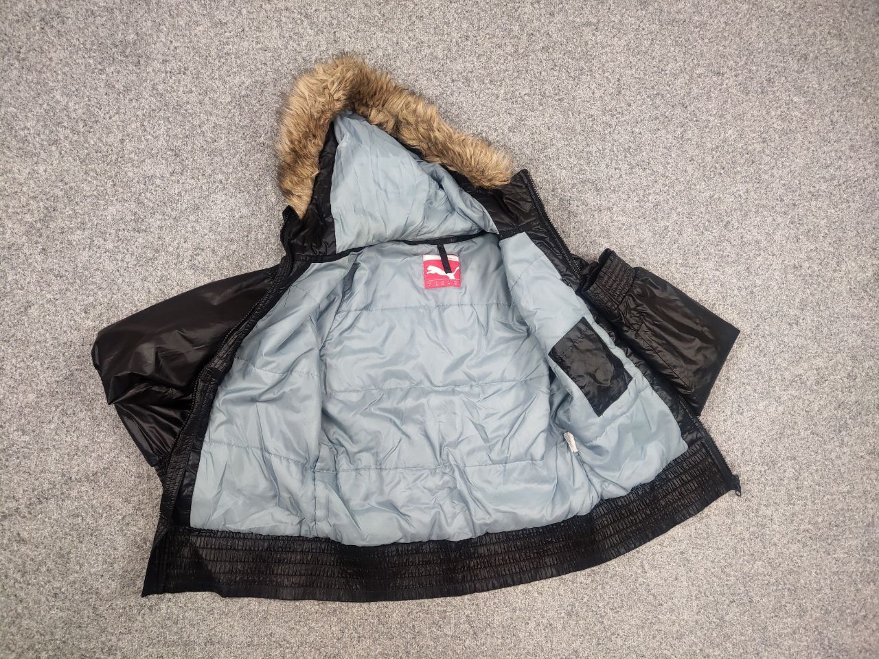 Puma Vintage Puma Fur Hoodie Back Zip Jacket Y2K l.g.b. Style Size US S / EU 44-46 / 1 - 12 Thumbnail
