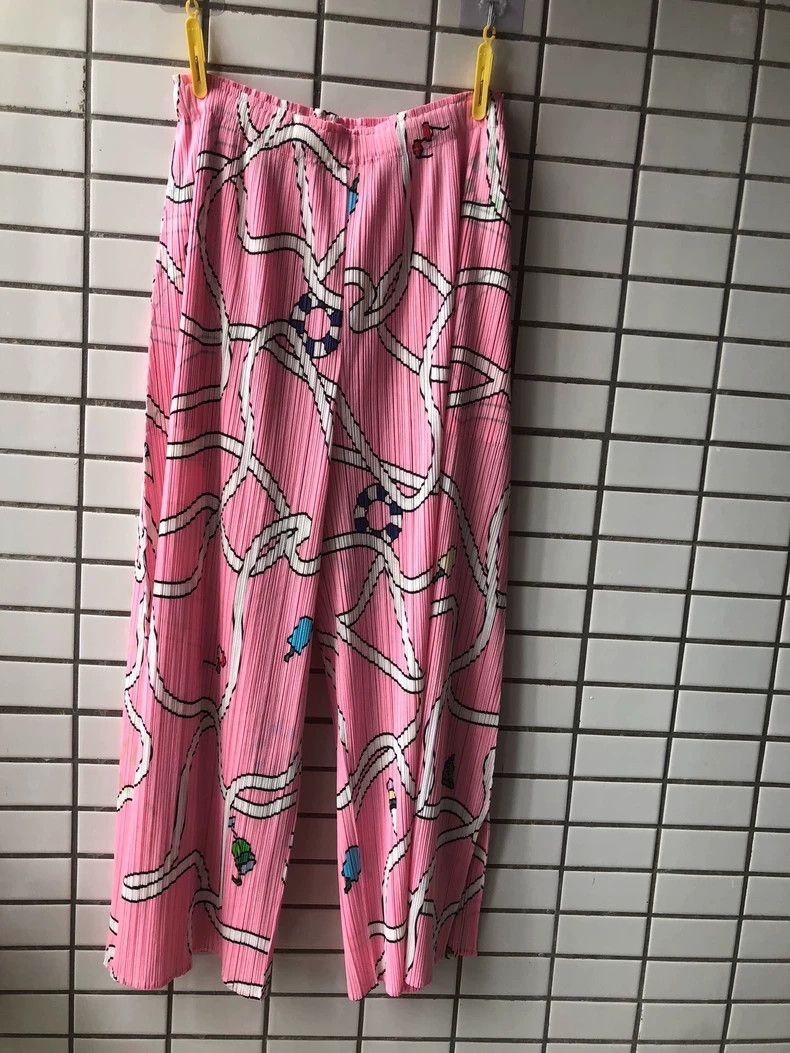 Issey Miyake issey miyake size:2 Pink wave pants Size 42" / US 20 - 1 Thumbnail