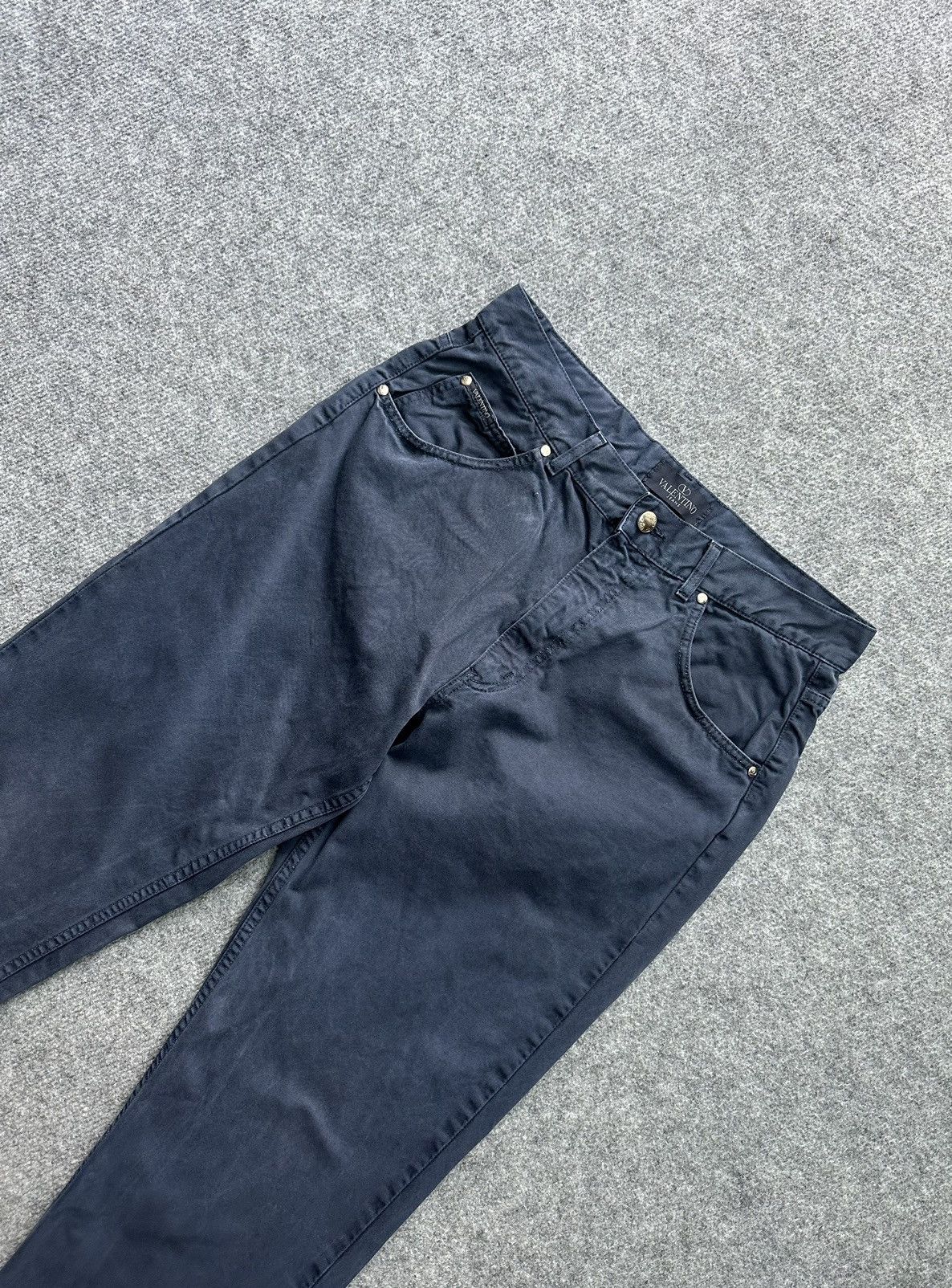 Valentino Vintage pants Valentino jeans Size US 34 / EU 50 - 2 Thumbnail