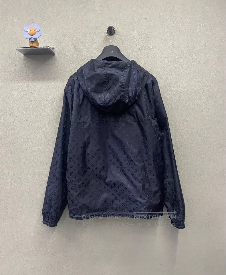 Louis Vuitton Louis Vuitton Navy Blue Logo Print Reversible Windproof Ho Size US XXL / EU 58 / 5 - 5 Thumbnail