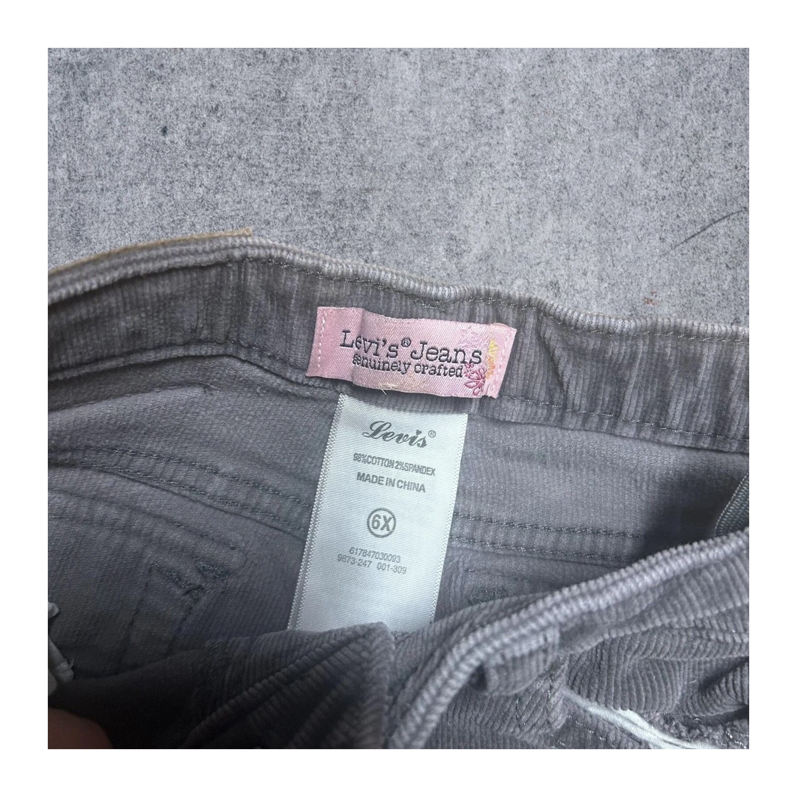 Levi's Levi's Jeans Genuinely Crafted Corduroy Jeans Women 6X Size US 26 / EU 42 - 2 Thumbnail