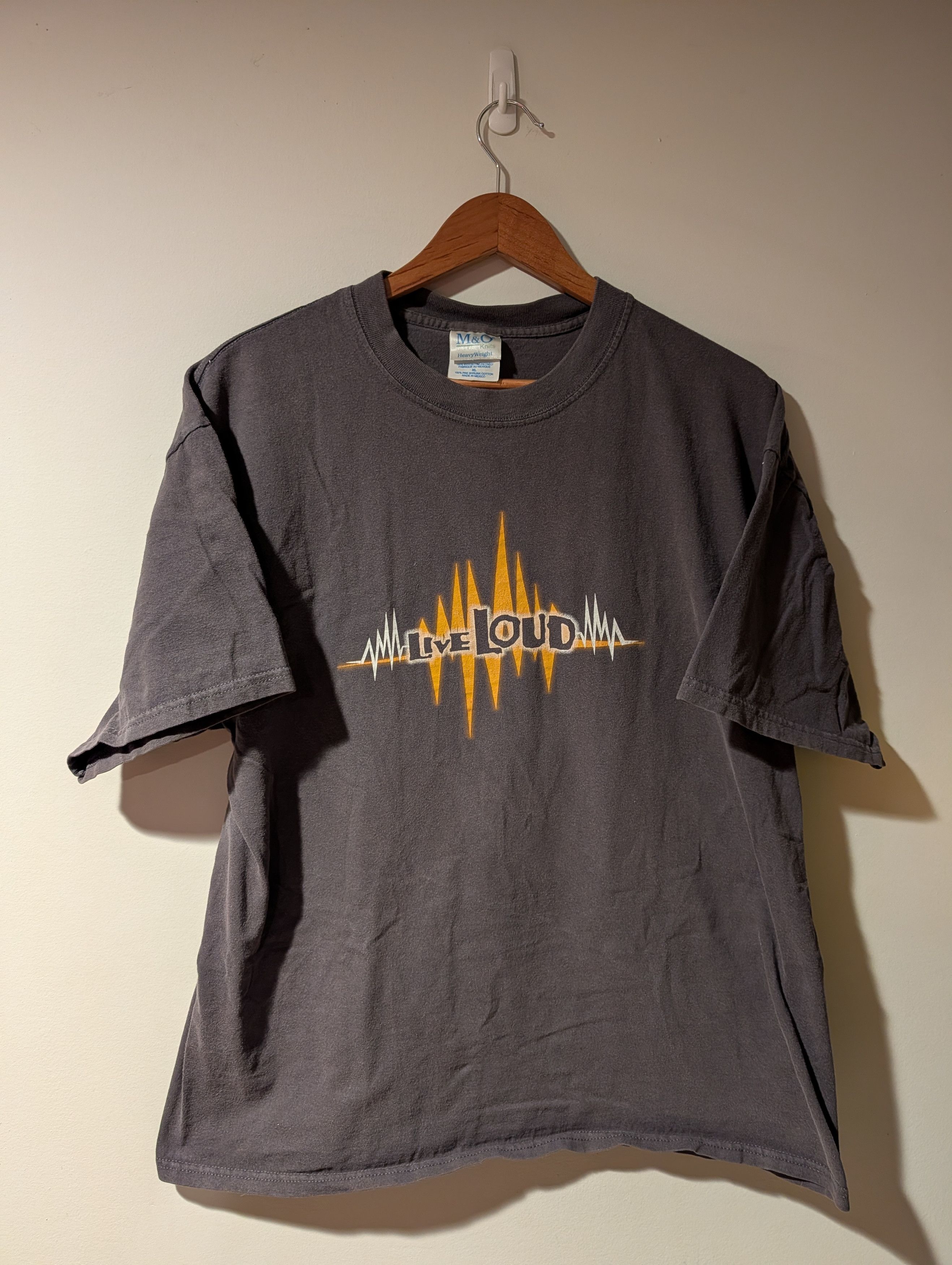 Band Tees Vintage Y2K Live Loud Logo Sound Wave Festival Tour T-Shirt Size US XL / EU 56 / 4 - 1 Thumbnail