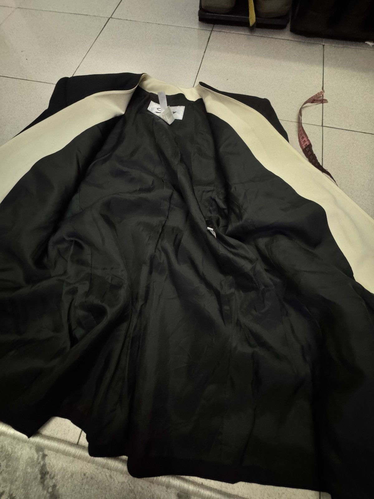Vintage ICONIC 1980s GENNY ASYMMETRIC CLOSURE BLAZER JACKET COAT Size M / US 6-8 / IT 42-44 - 9 Thumbnail