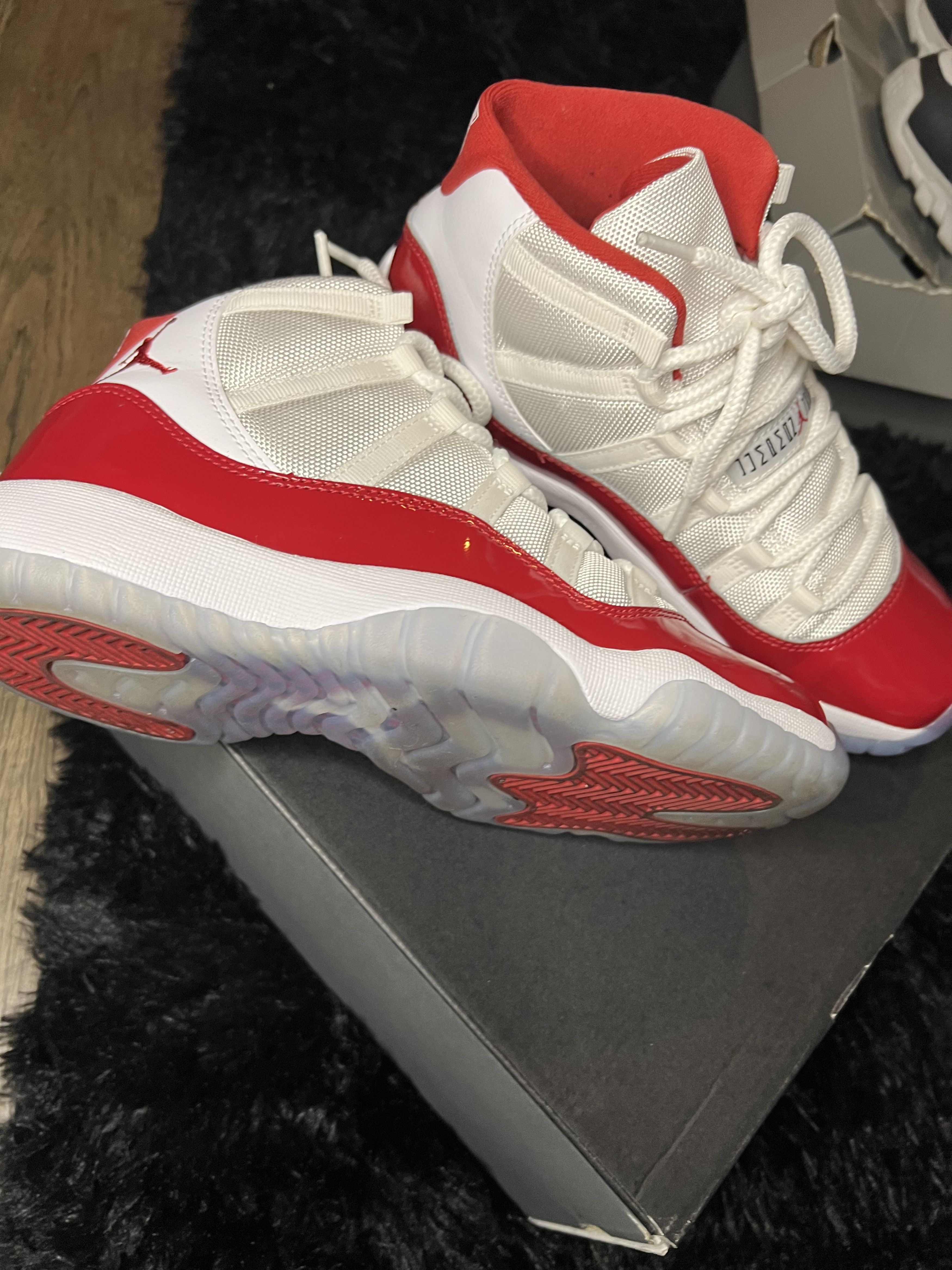 Jordan Brand Jordan 11 Cherry’s Size US 7.5 / IT 37.5 - 2 Thumbnail