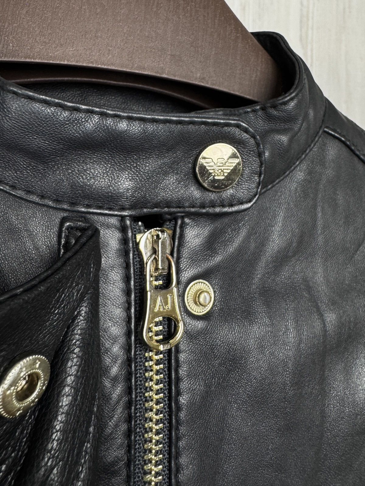 Armani VTG Armani Jeans Ovine Leather Women Motorcycle Biker Jacket Size M / US 6-8 / IT 42-44 - 16 Thumbnail
