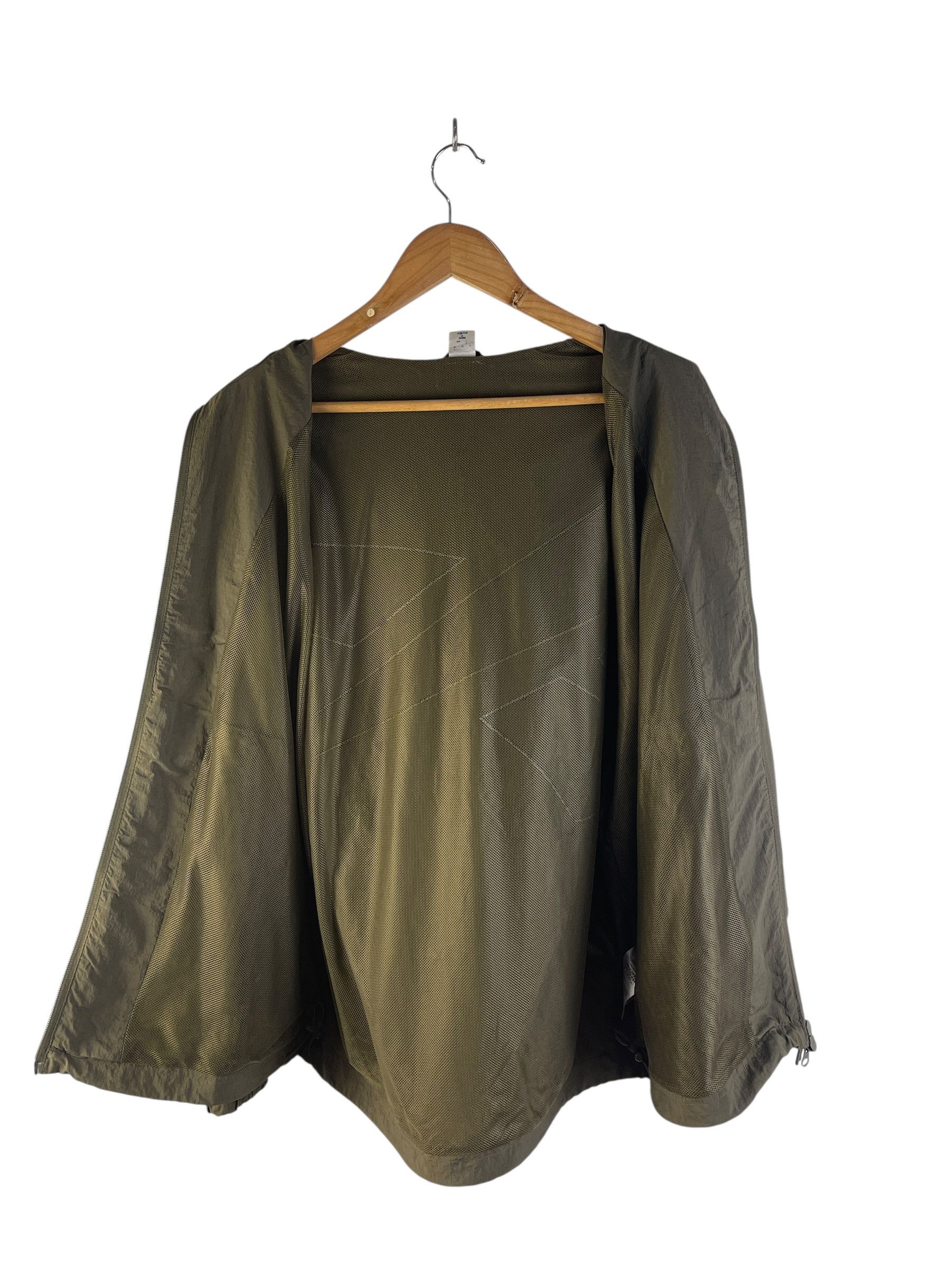 Reebok Vintage Y2K Reebok Vector Windbreaker Jacket Hooded Nylon Size US L / EU 52-54 / 3 - 3 Thumbnail